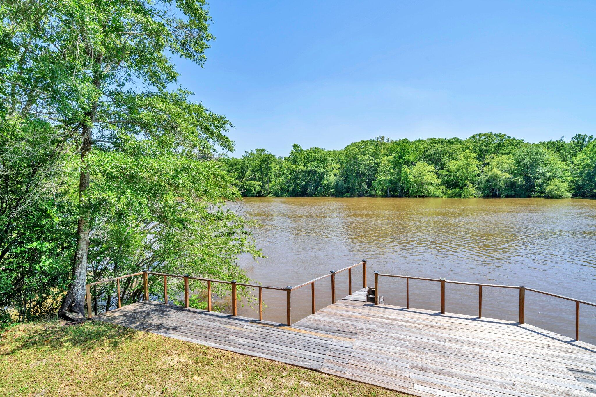 CHOCTAWHATCHEE RIVER ESTATES - Residential
