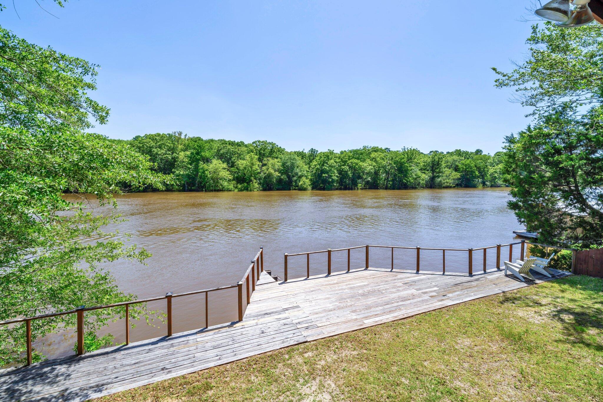 CHOCTAWHATCHEE RIVER ESTATES - Residential