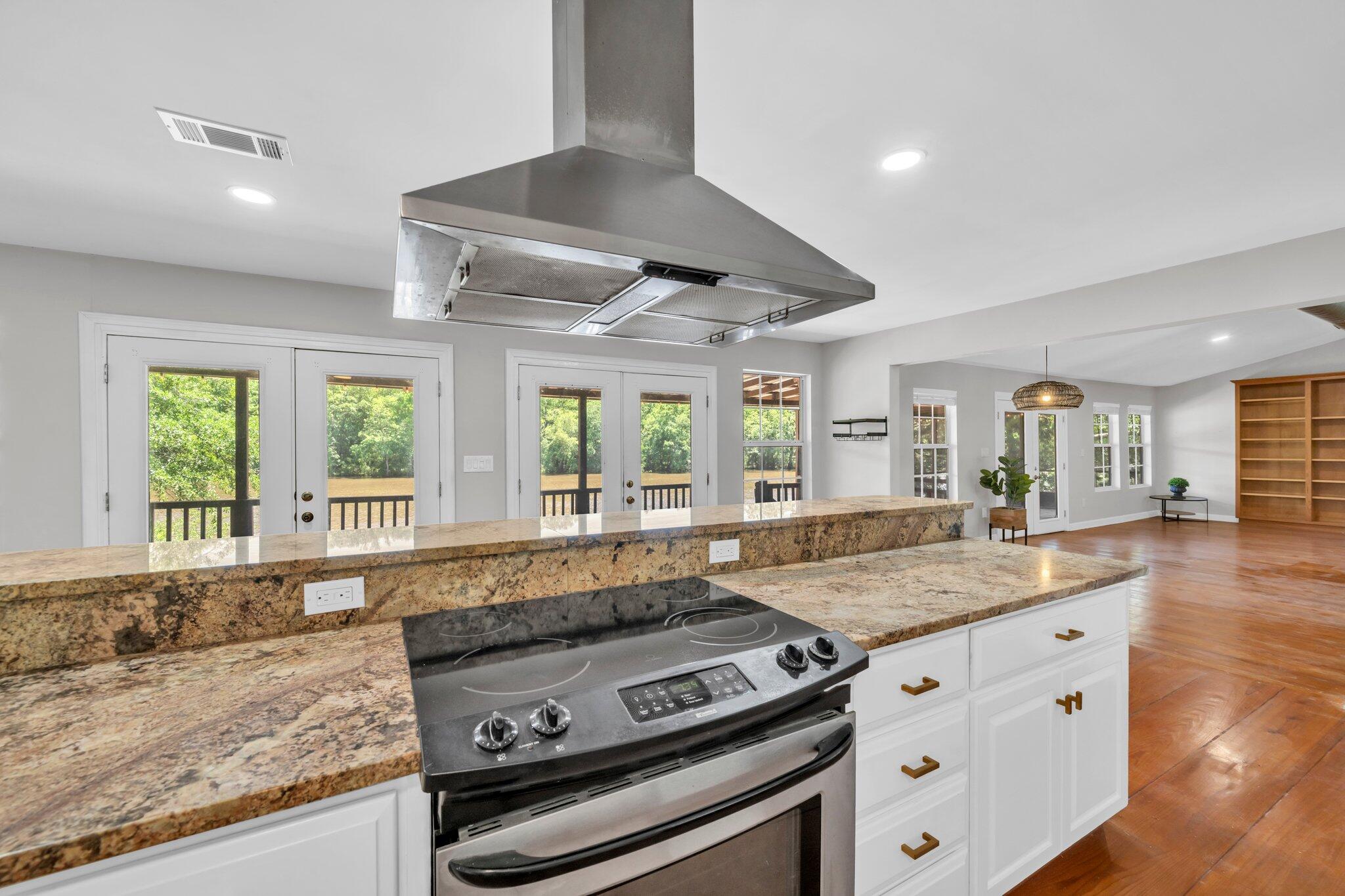 CHOCTAWHATCHEE RIVER ESTATES - Residential