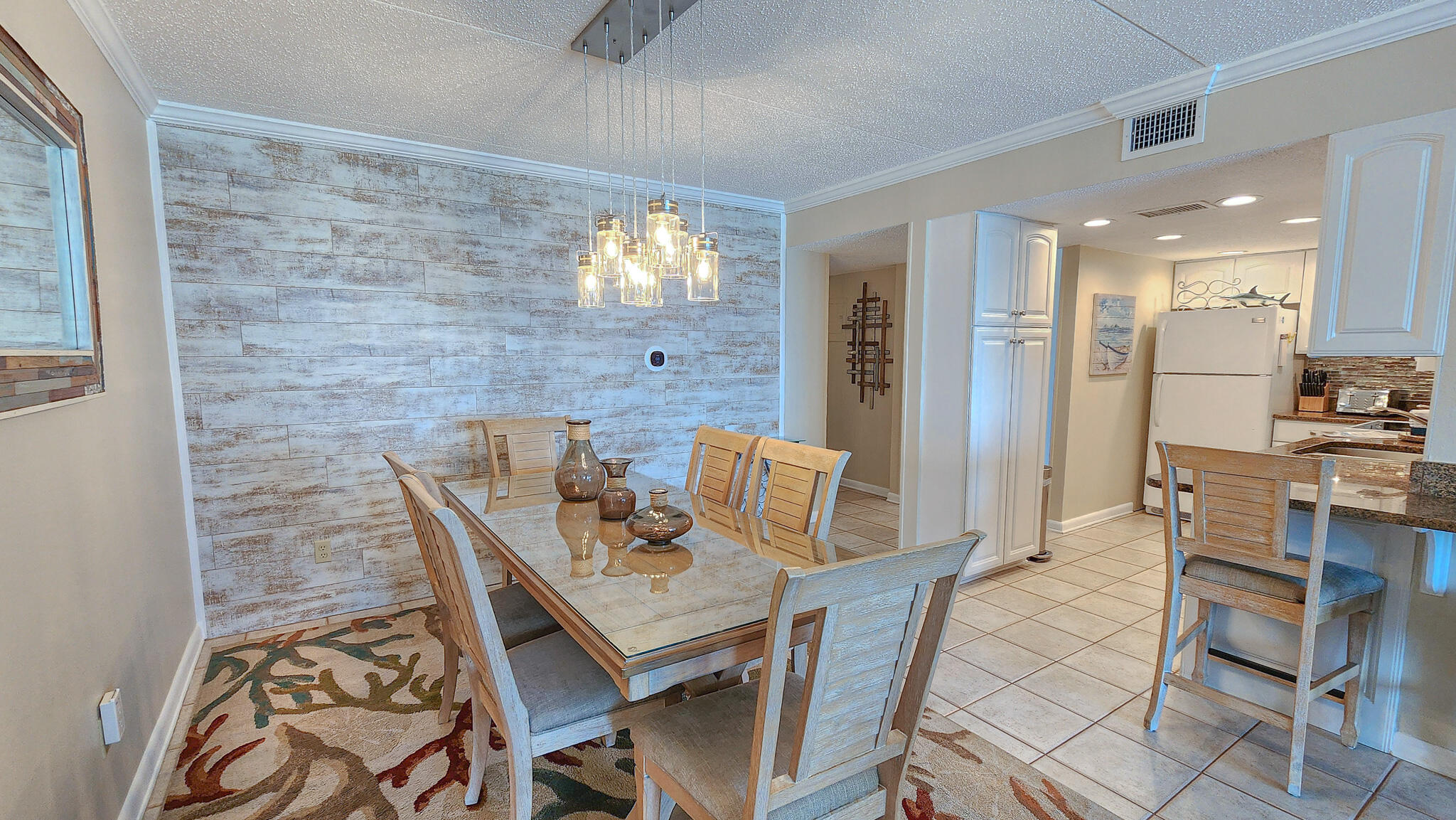 ISLAND ECHO CONDO - Residential