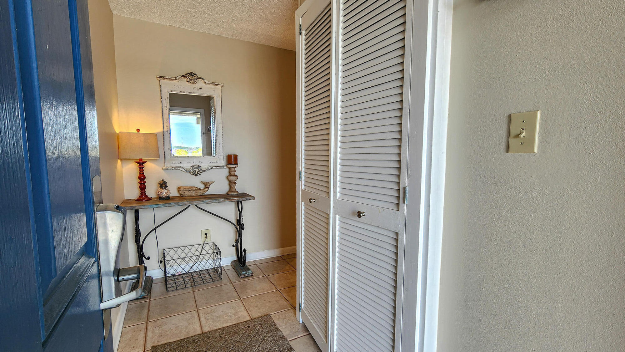 ISLAND ECHO CONDO - Residential