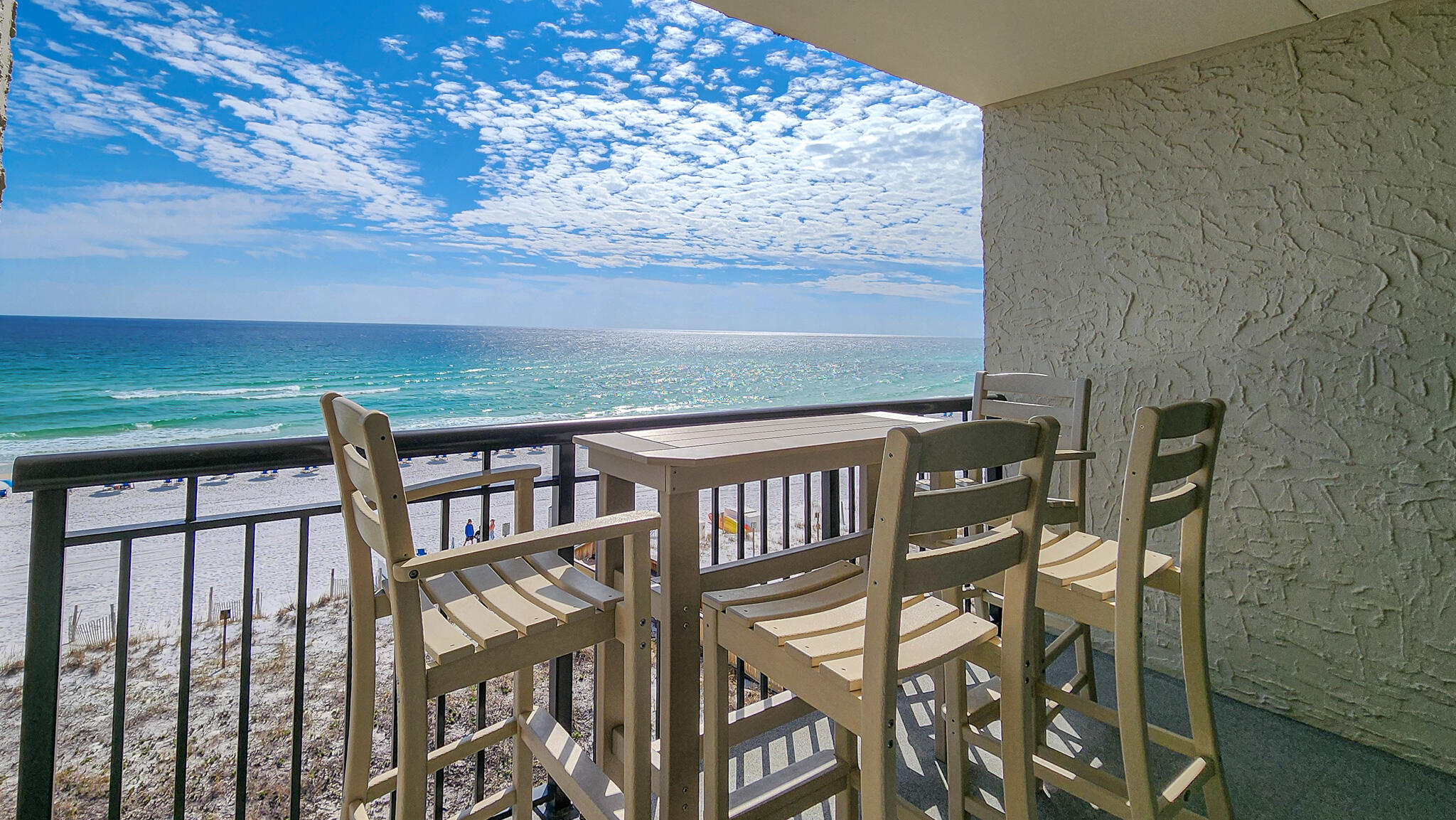 ISLAND ECHO CONDO - Residential