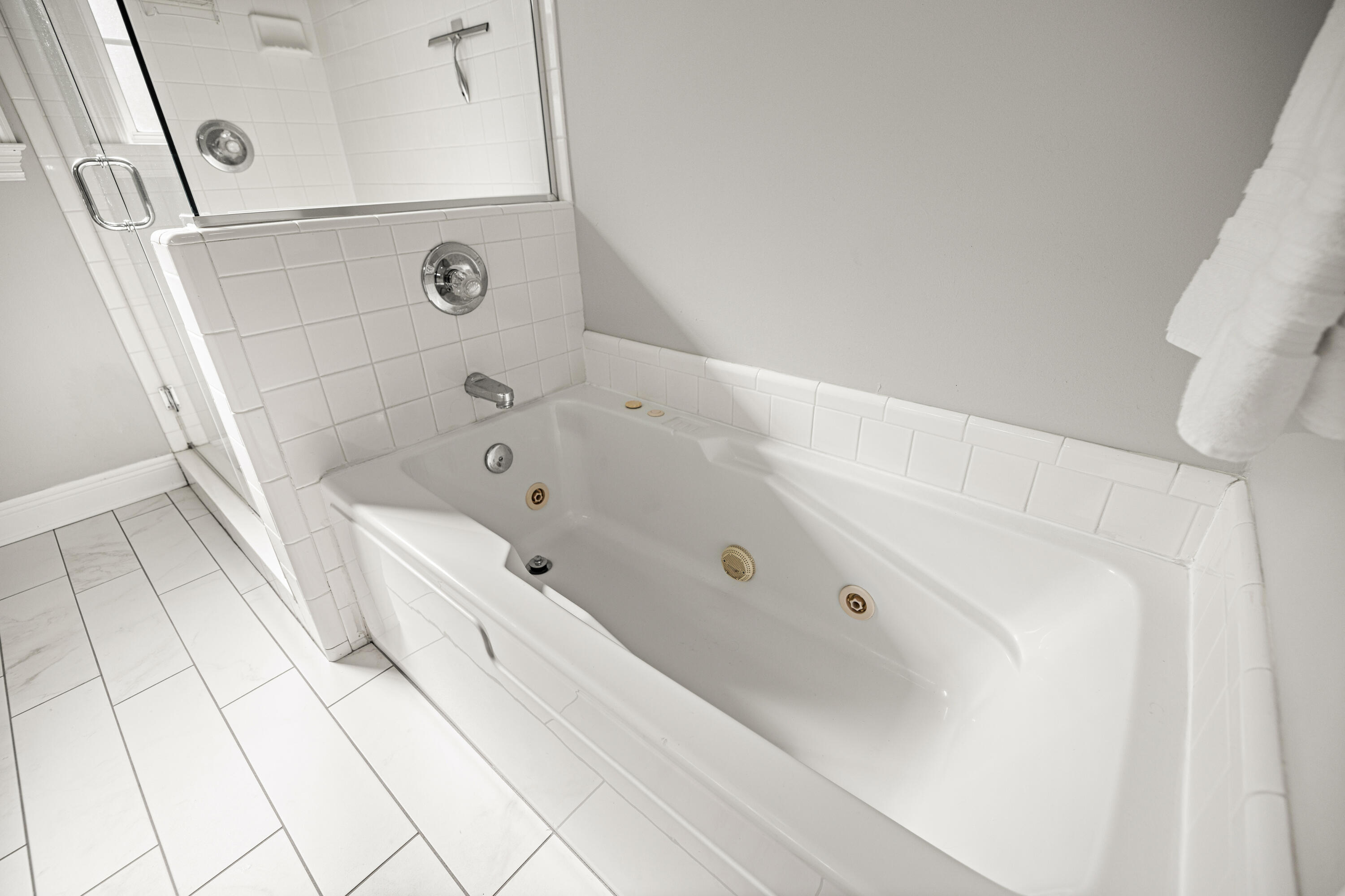 MAGNOLIA VILLAGE PH 2 - Residential