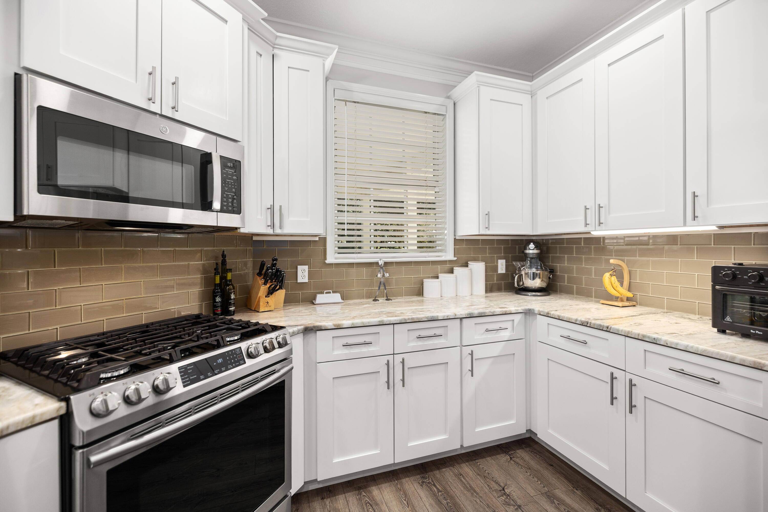 MAGNOLIA VILLAGE PH 2 - Residential