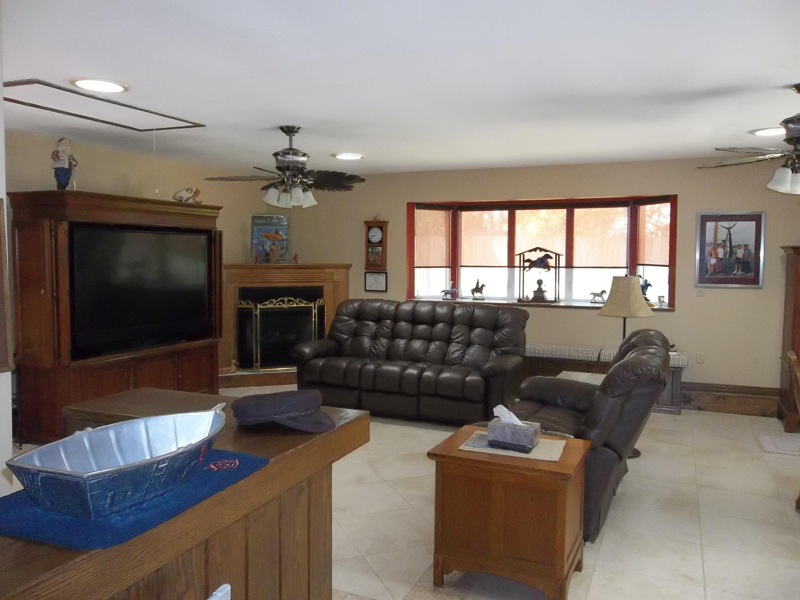 VALPARAISO PLAT 01 and Valparaiso Village - Residential