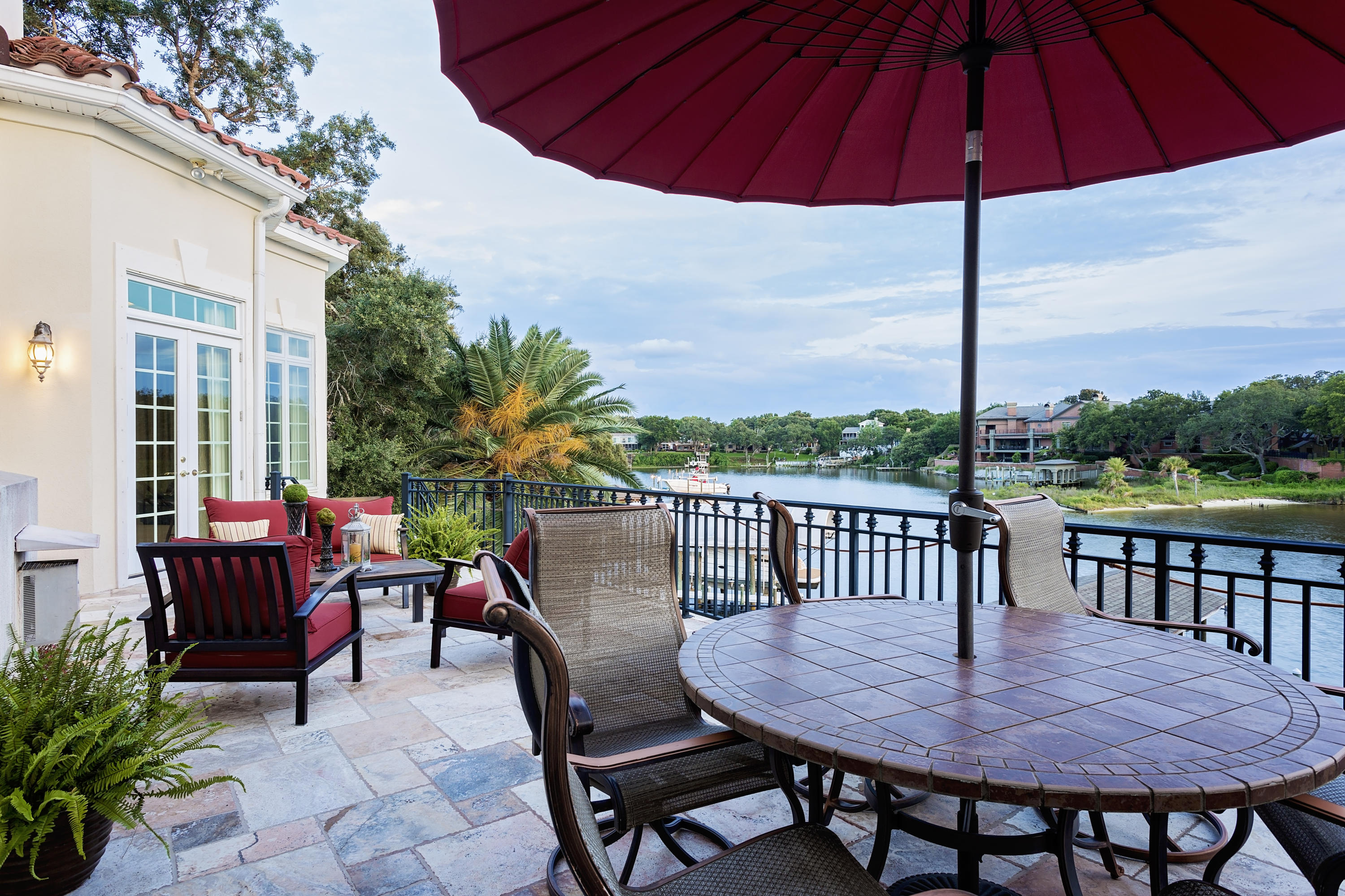 CHANTECLAIRE - Residential