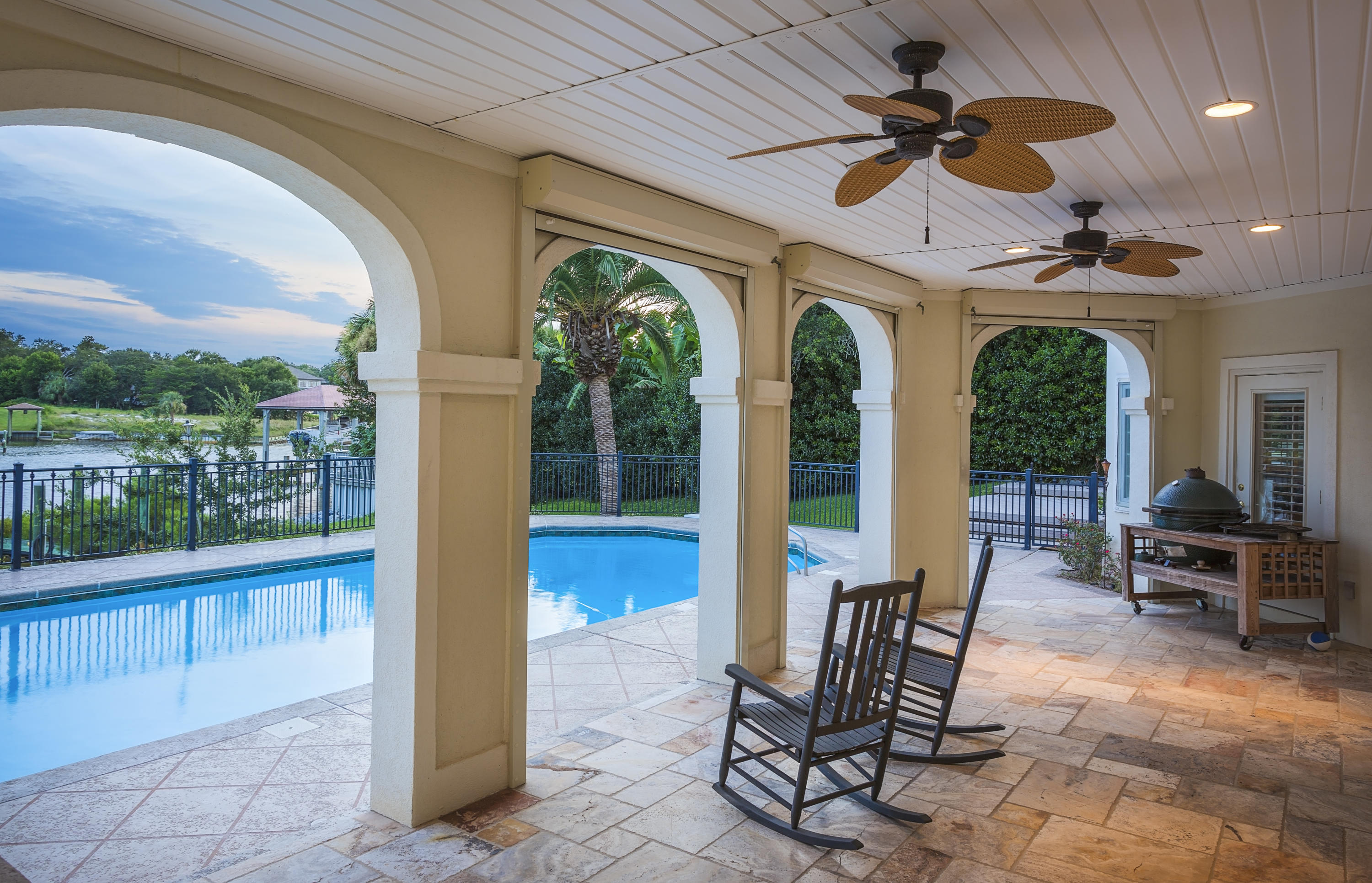 CHANTECLAIRE - Residential