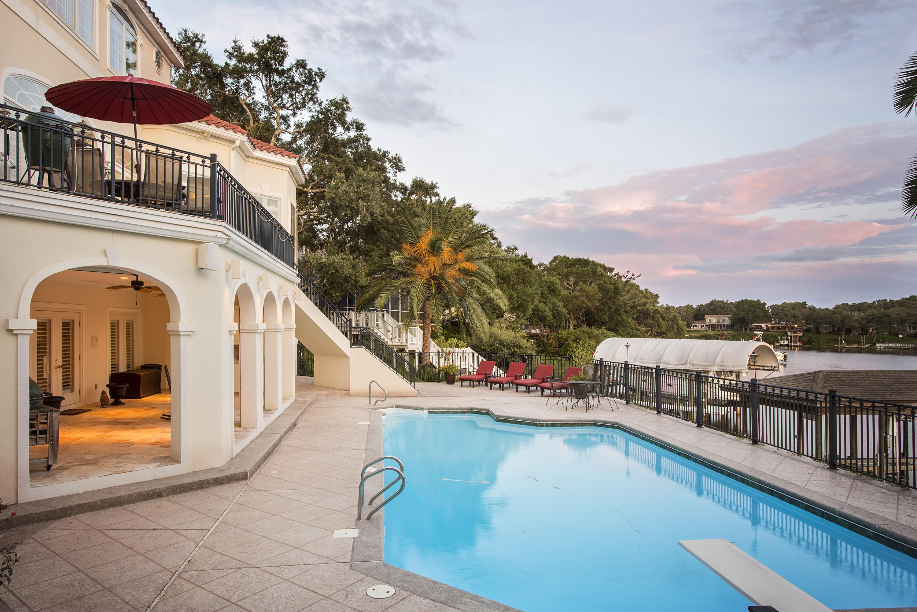 CHANTECLAIRE - Residential