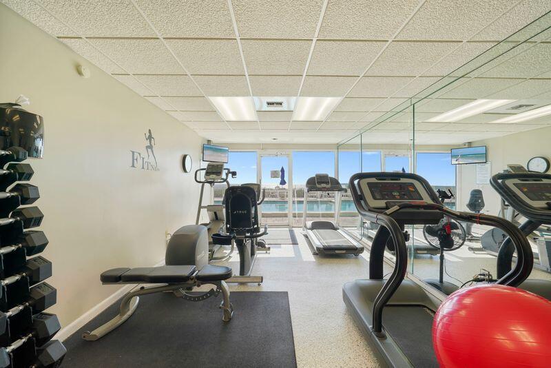 GRAND MARINER PH 1 - Residential