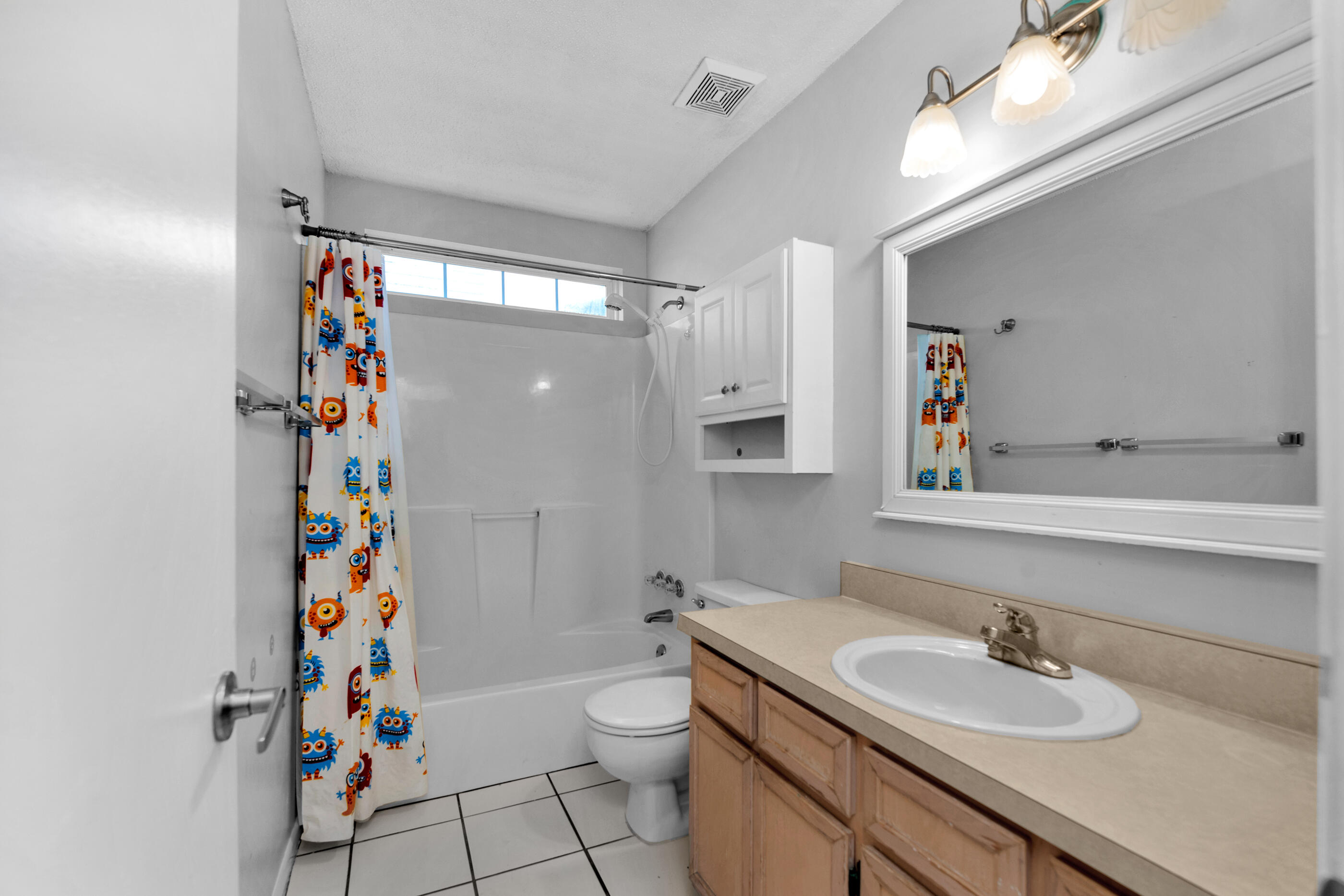 SADDLE CREEK - Residential