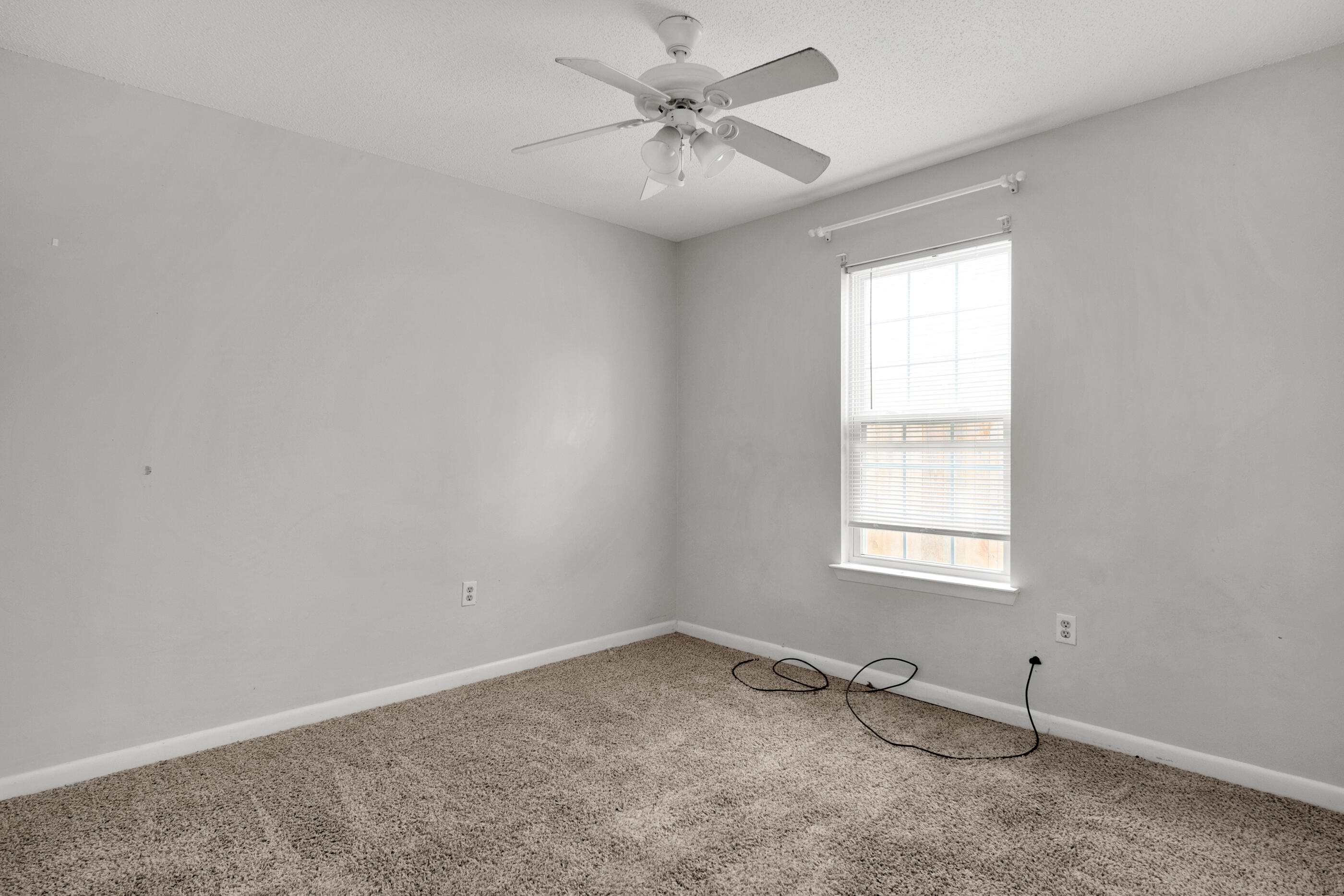 SADDLE CREEK - Residential