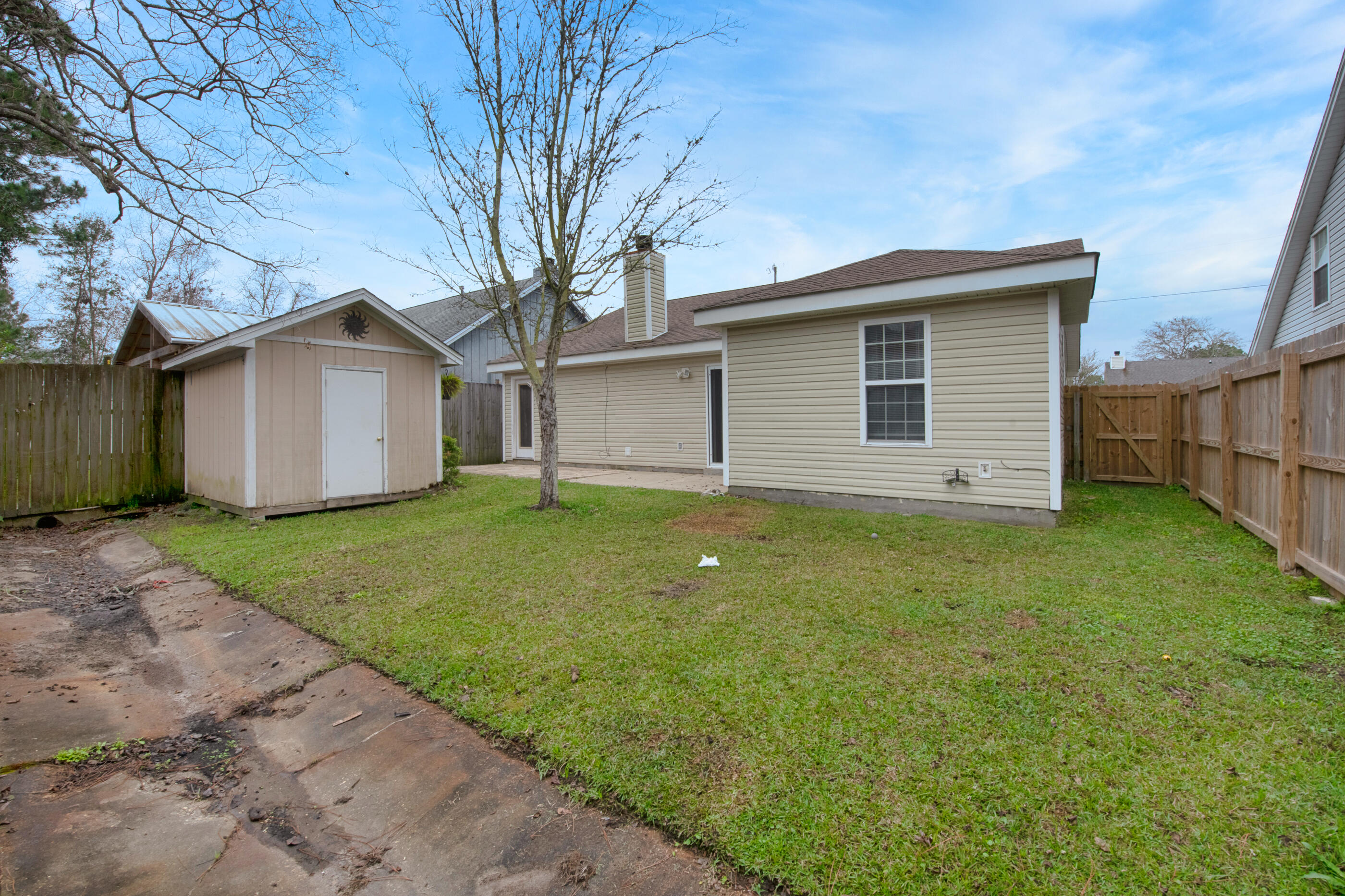 SADDLE CREEK - Residential