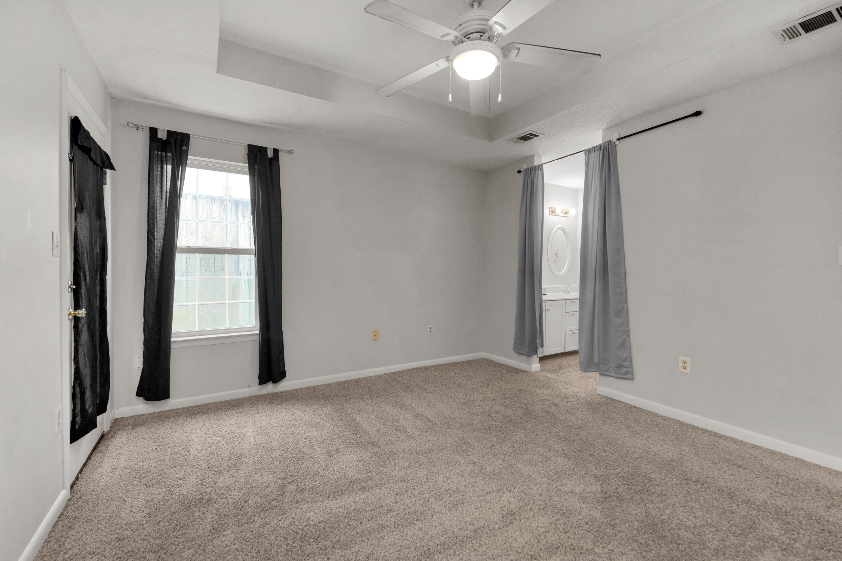 SADDLE CREEK - Residential