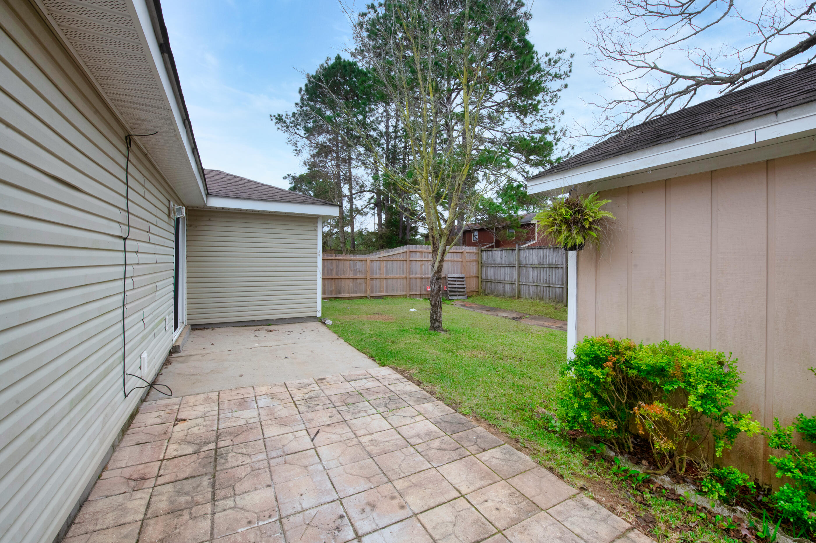 SADDLE CREEK - Residential