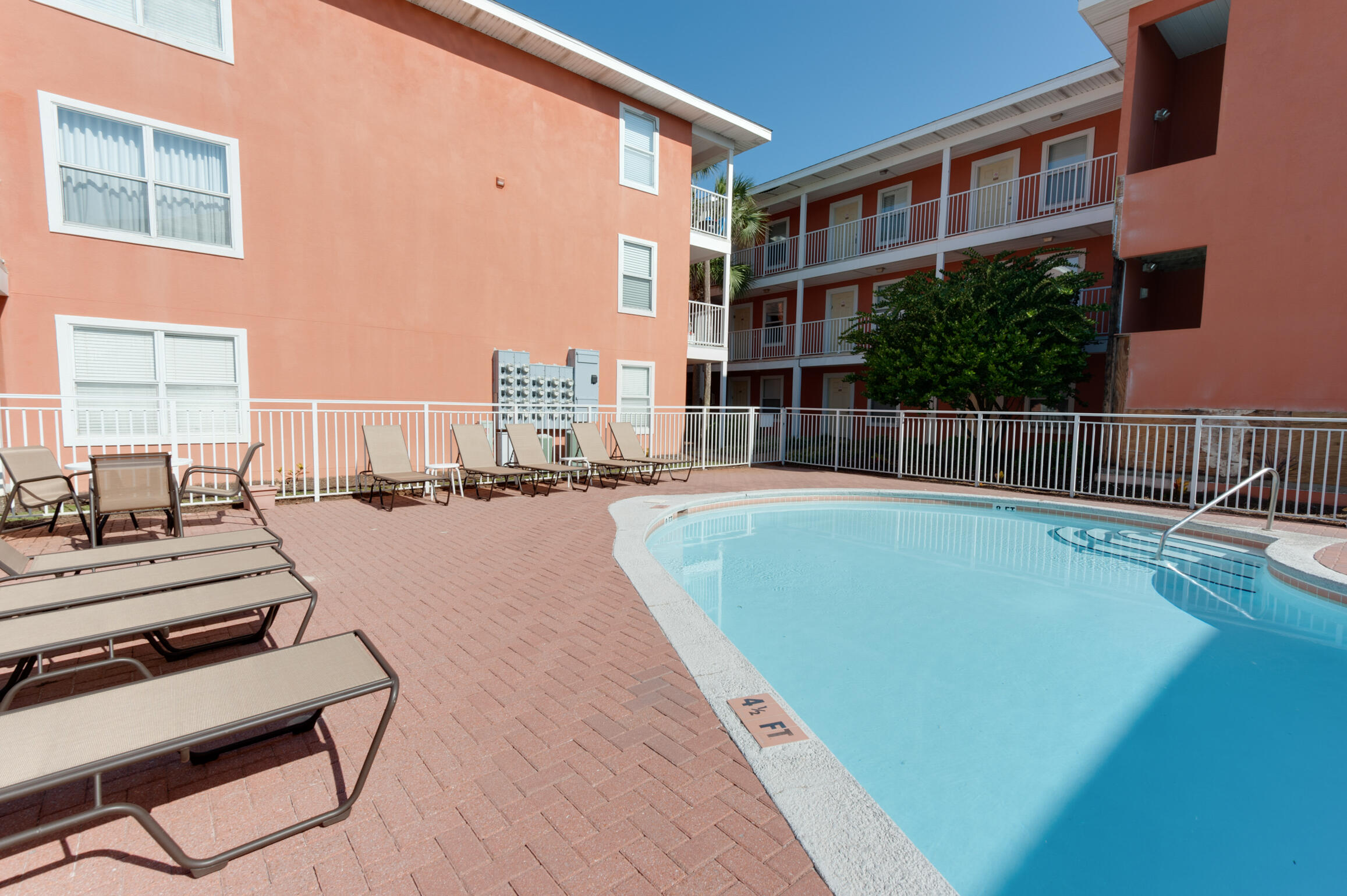 GULFVIEW 2 CONDO PH 1 - Residential