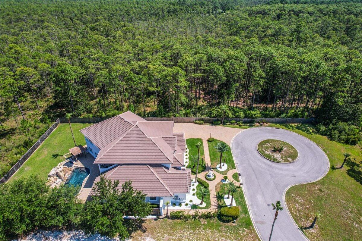 ROYAL PALMS - Residential