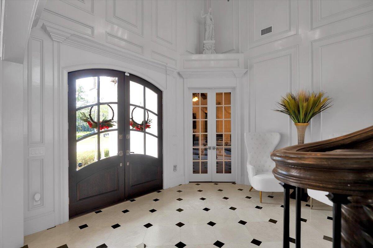 ROYAL PALMS - Residential