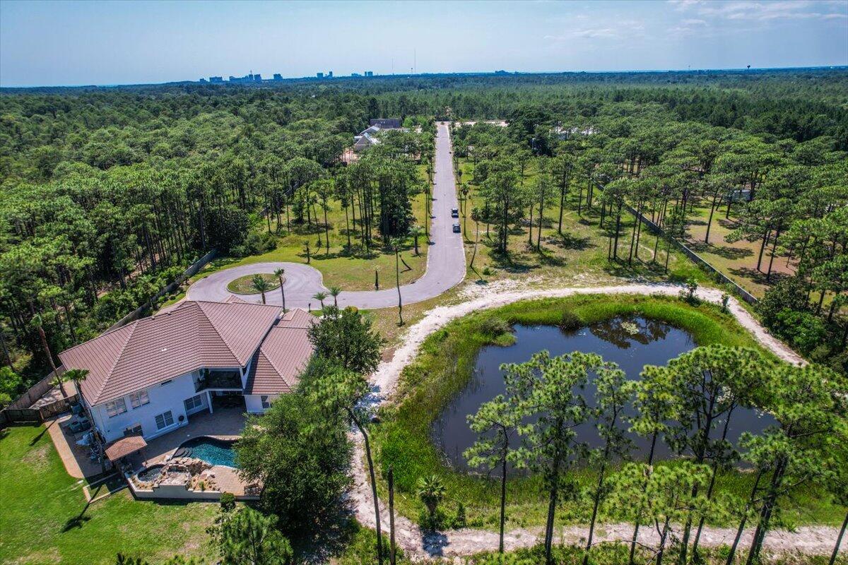 ROYAL PALMS - Residential