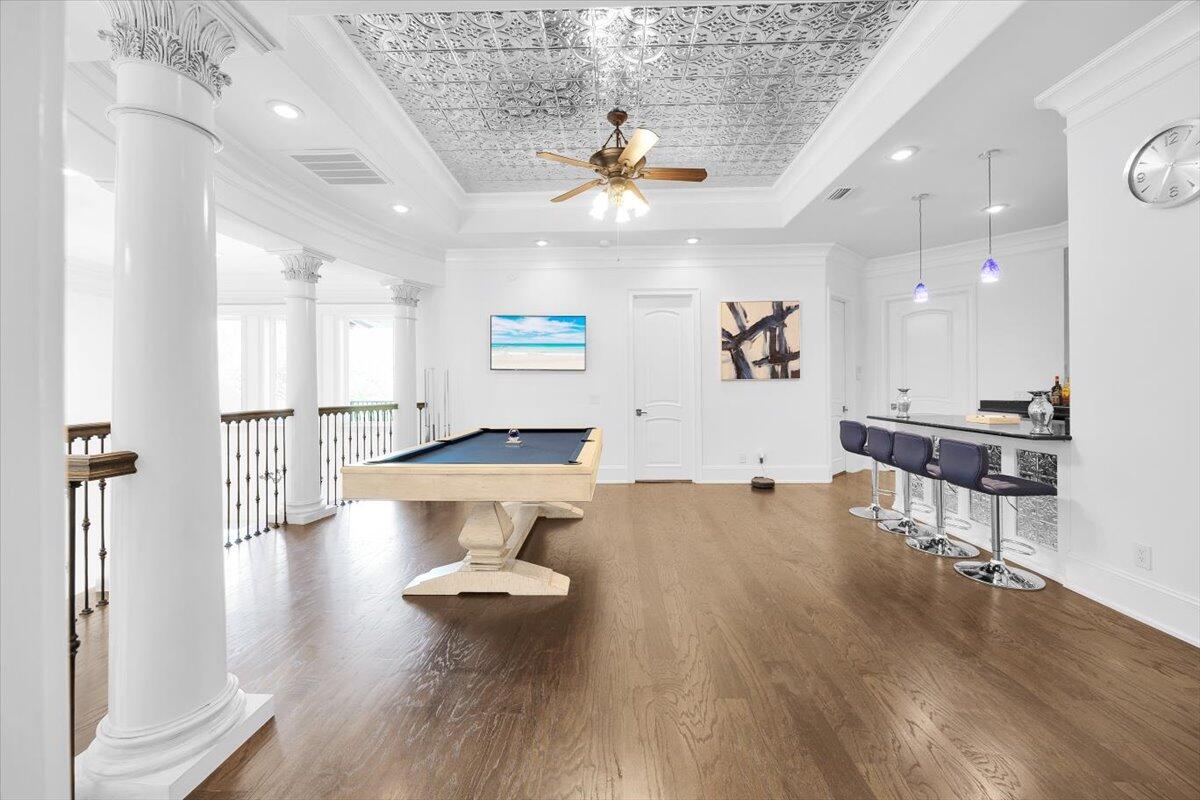 ROYAL PALMS - Residential