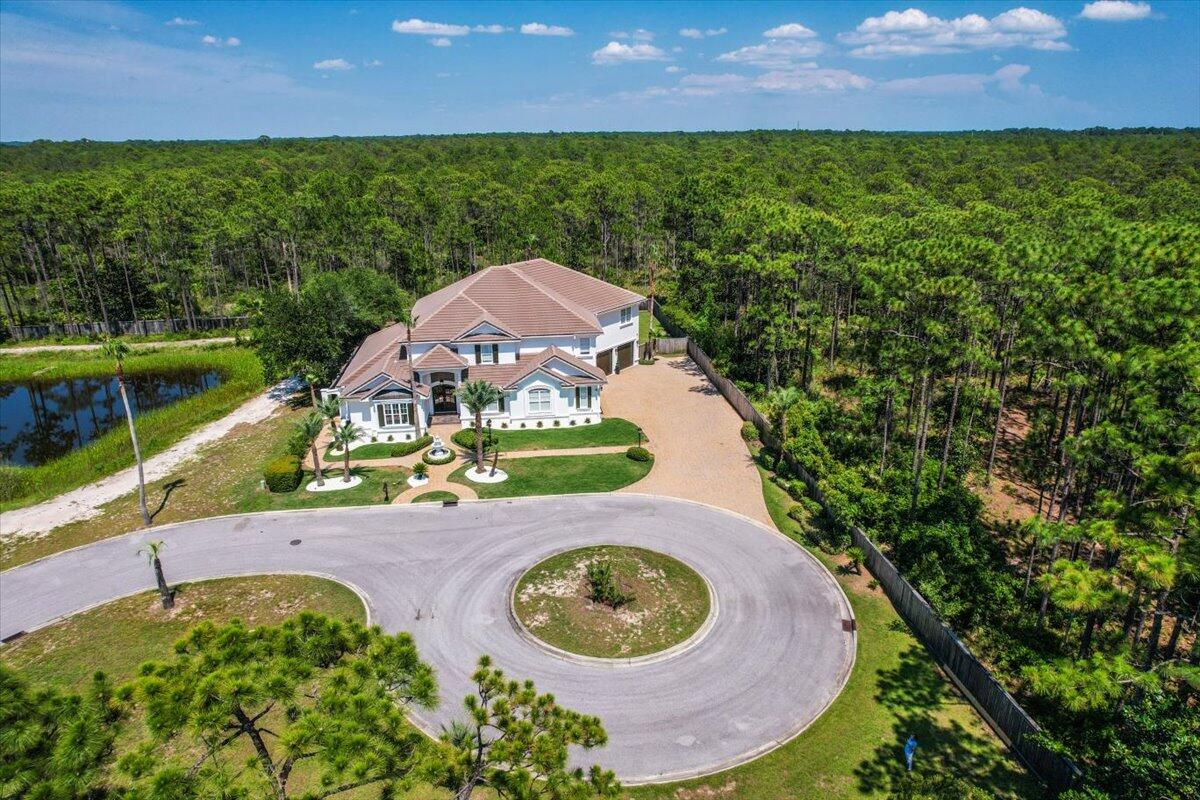 ROYAL PALMS - Residential