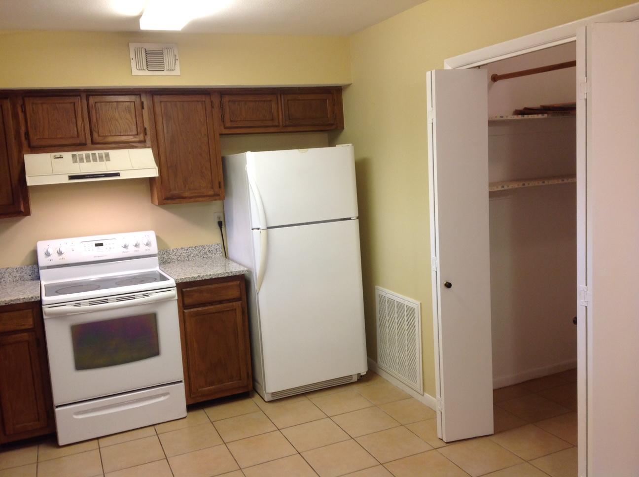 VIKING MANOR PH 1 - Residential