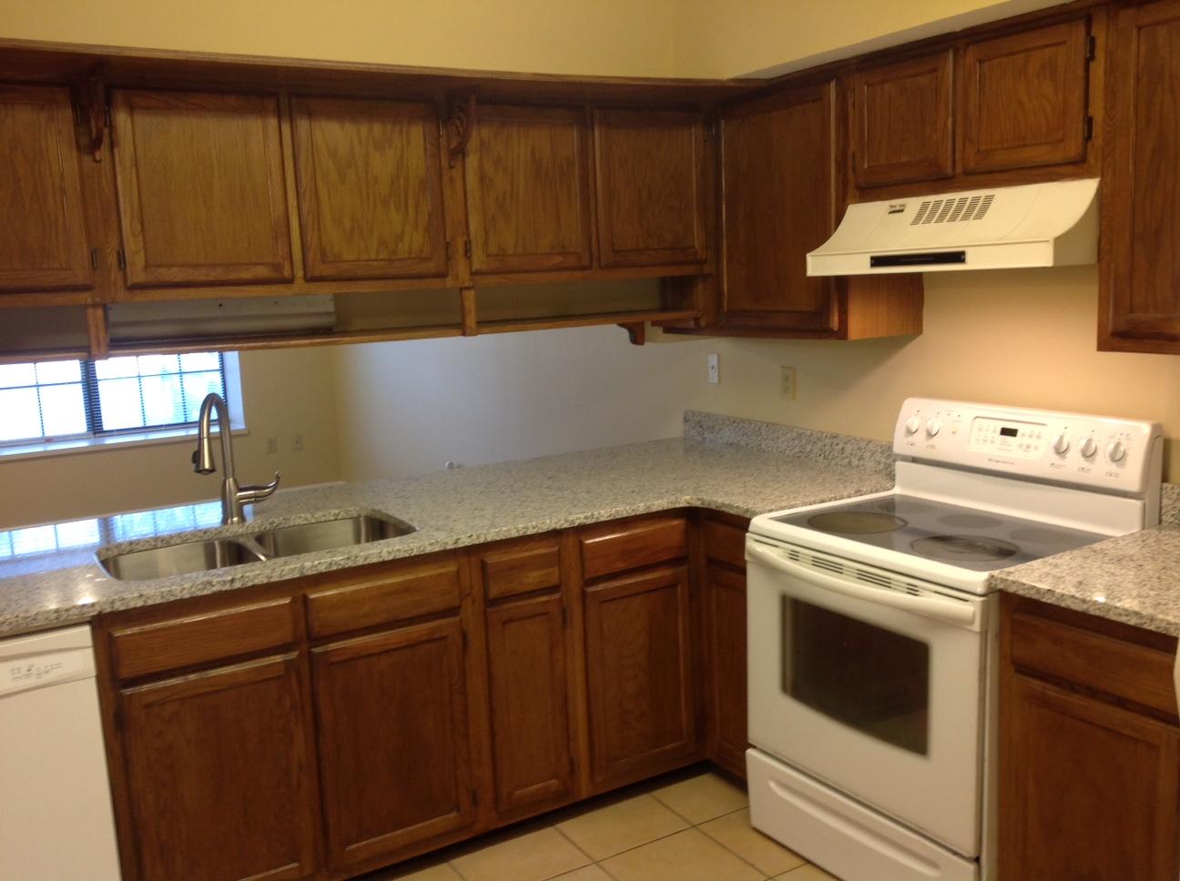 VIKING MANOR PH 1 - Residential