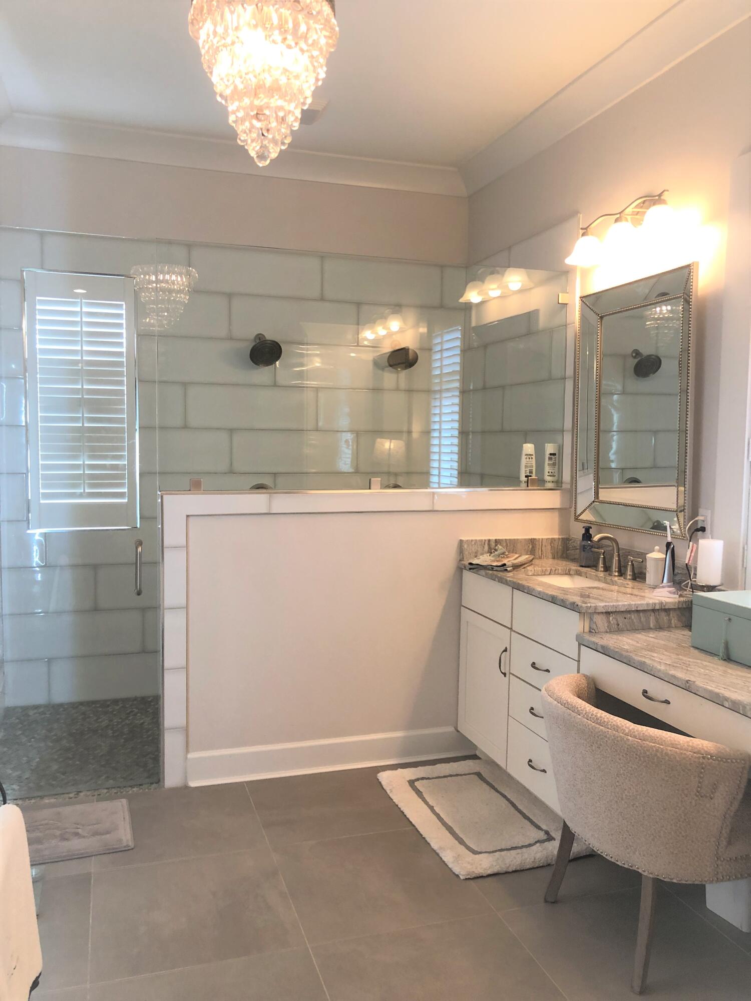 ORIOLE BEACH - Residential