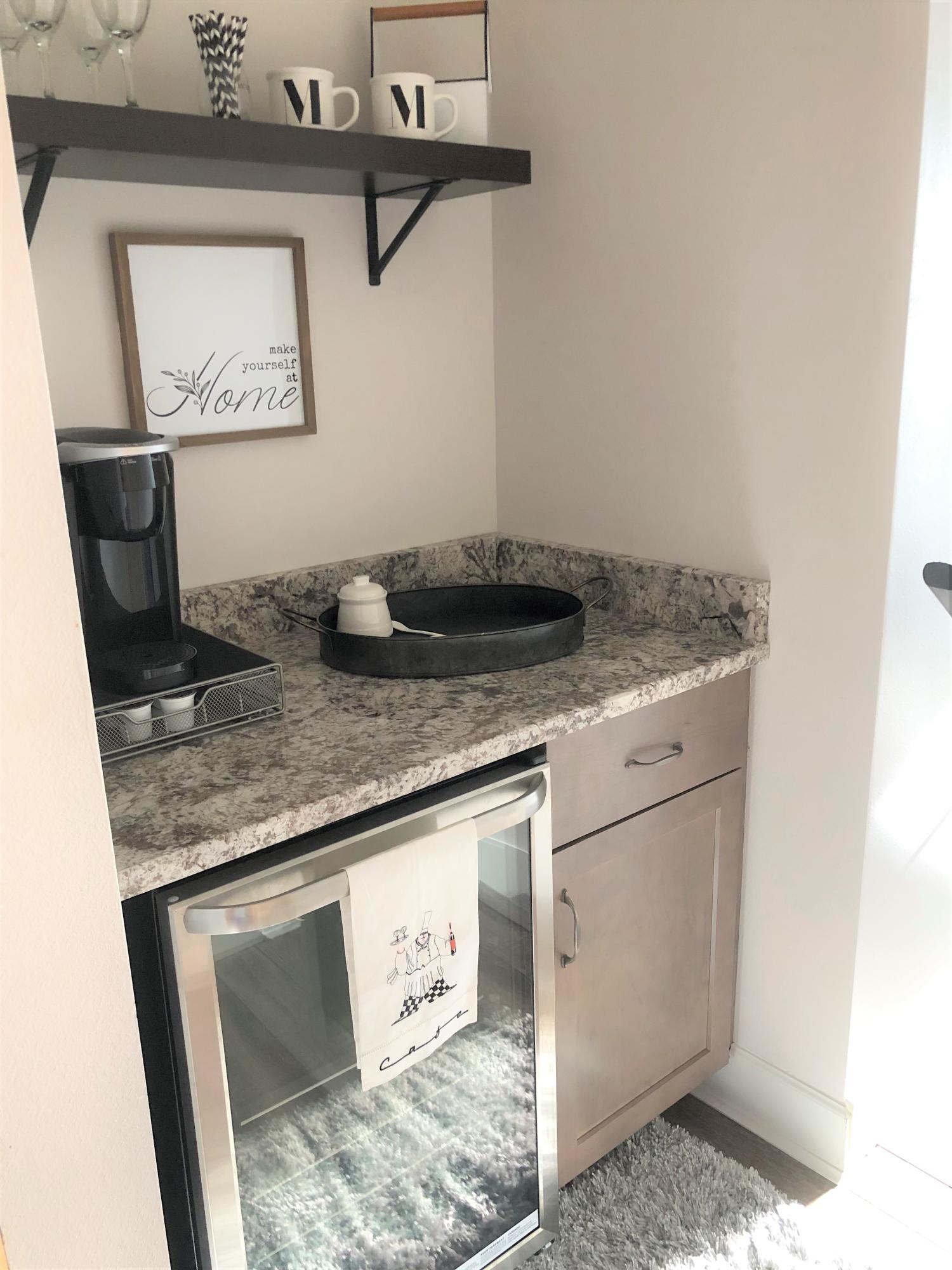 ORIOLE BEACH - Residential