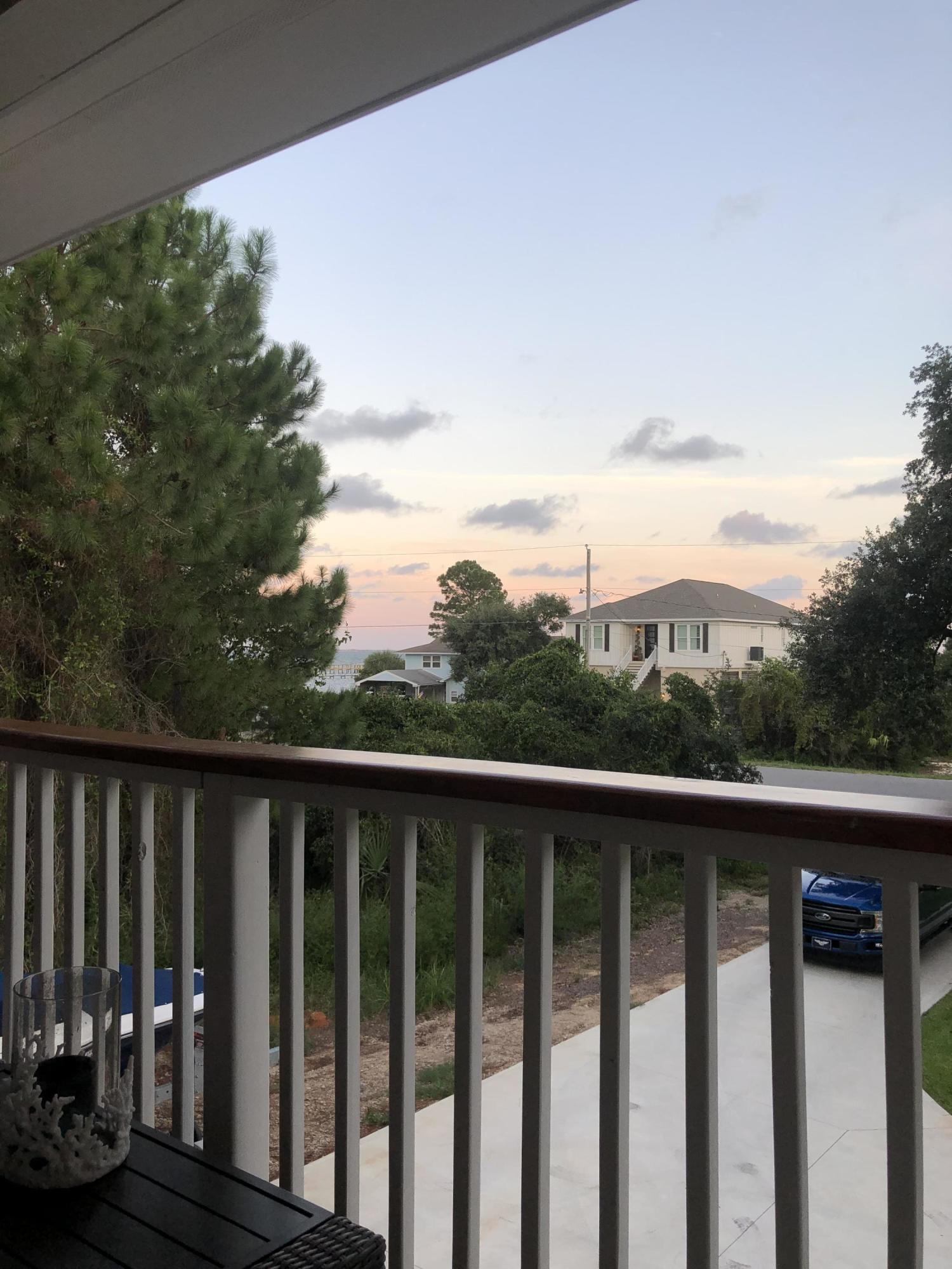 ORIOLE BEACH - Residential
