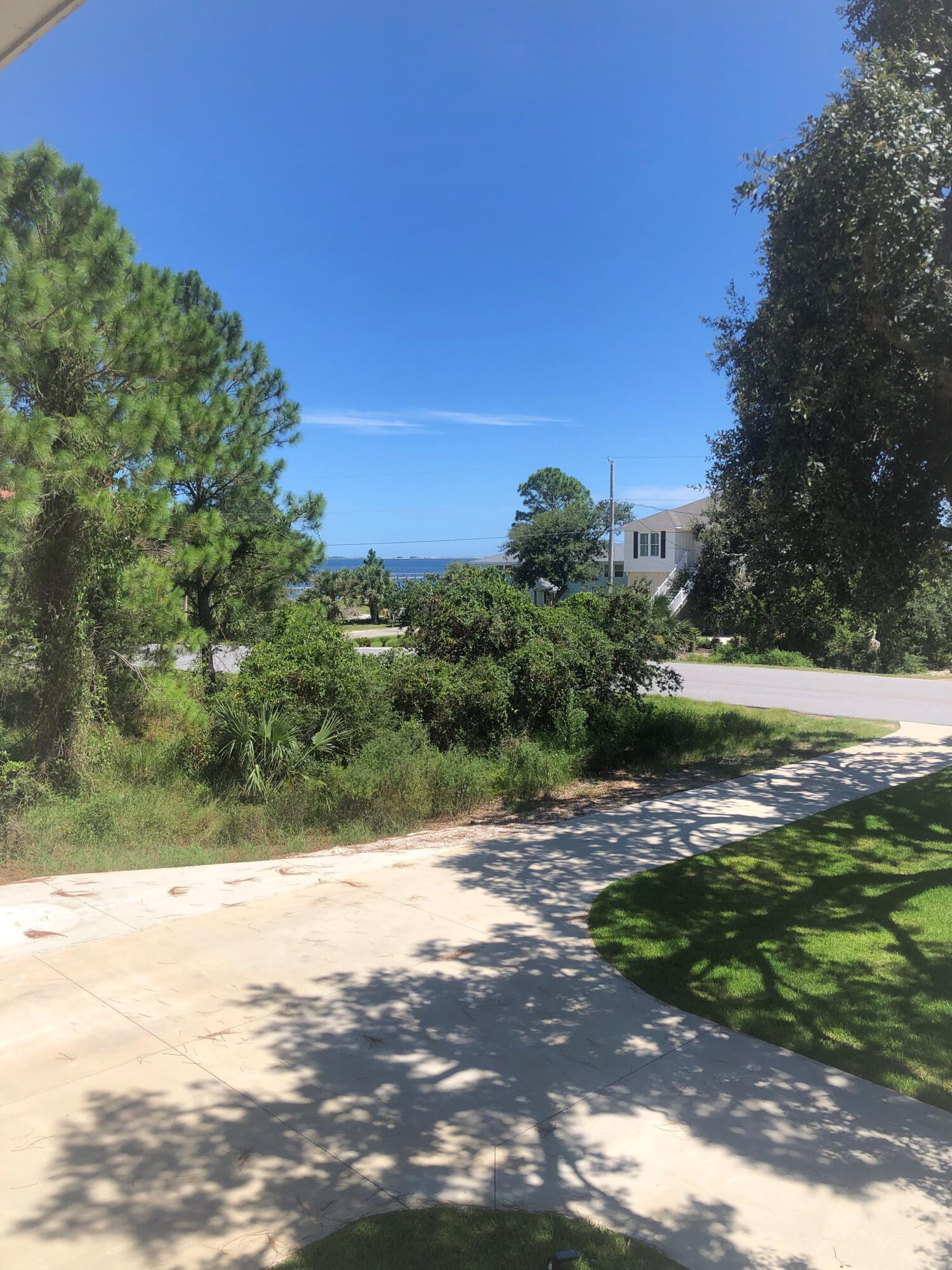 ORIOLE BEACH - Residential
