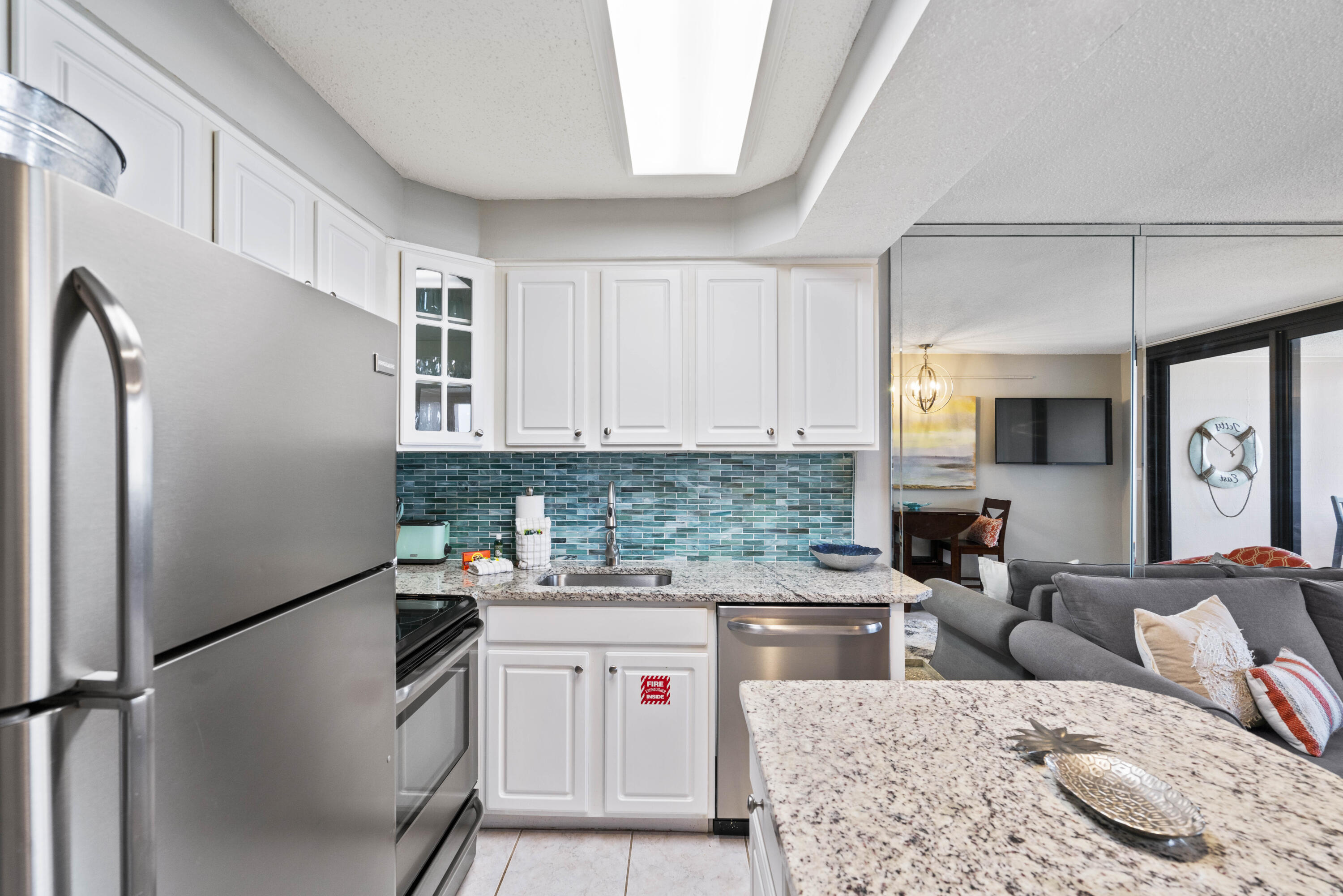 Jetty East Condominium - Residential