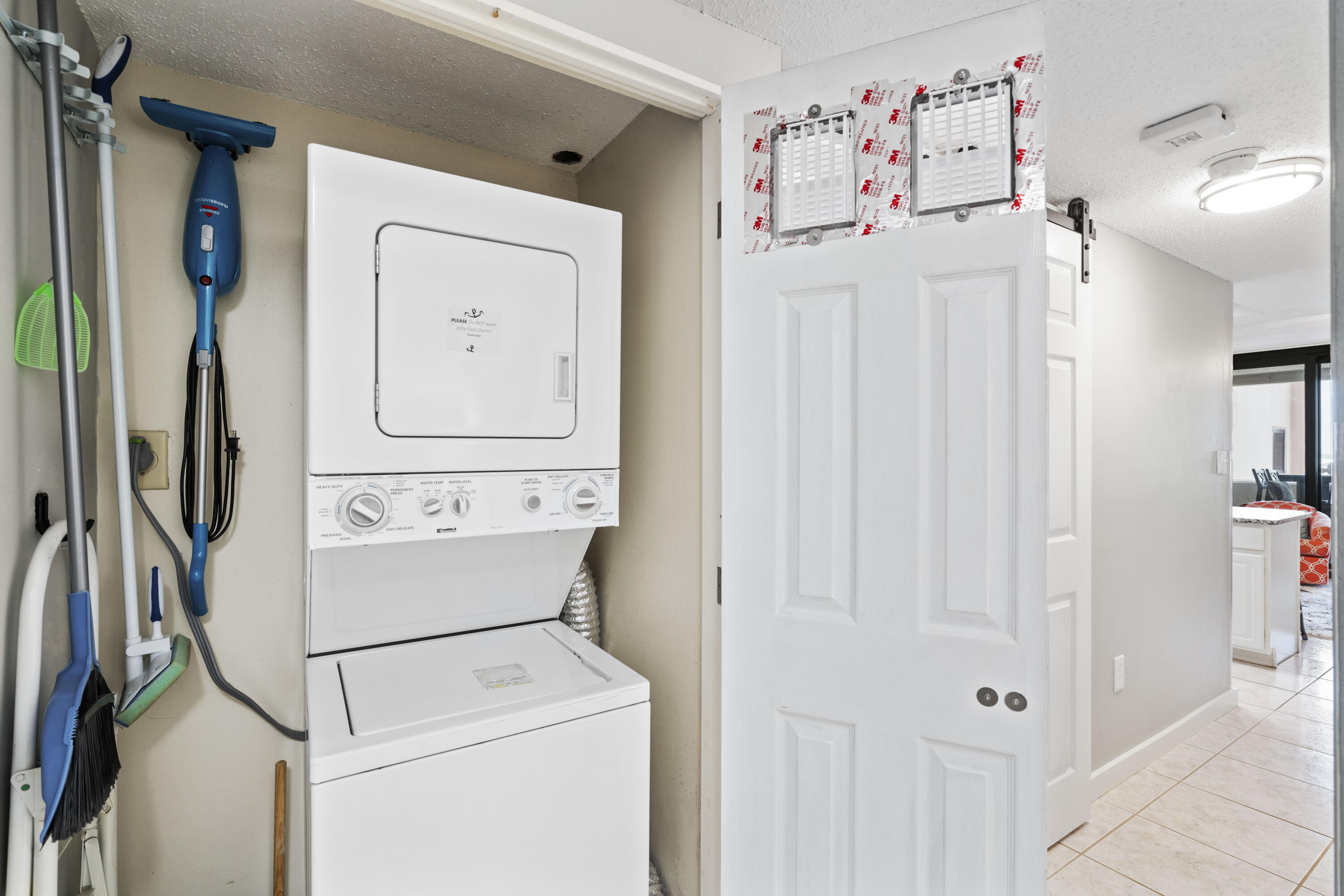 Jetty East Condominium - Residential