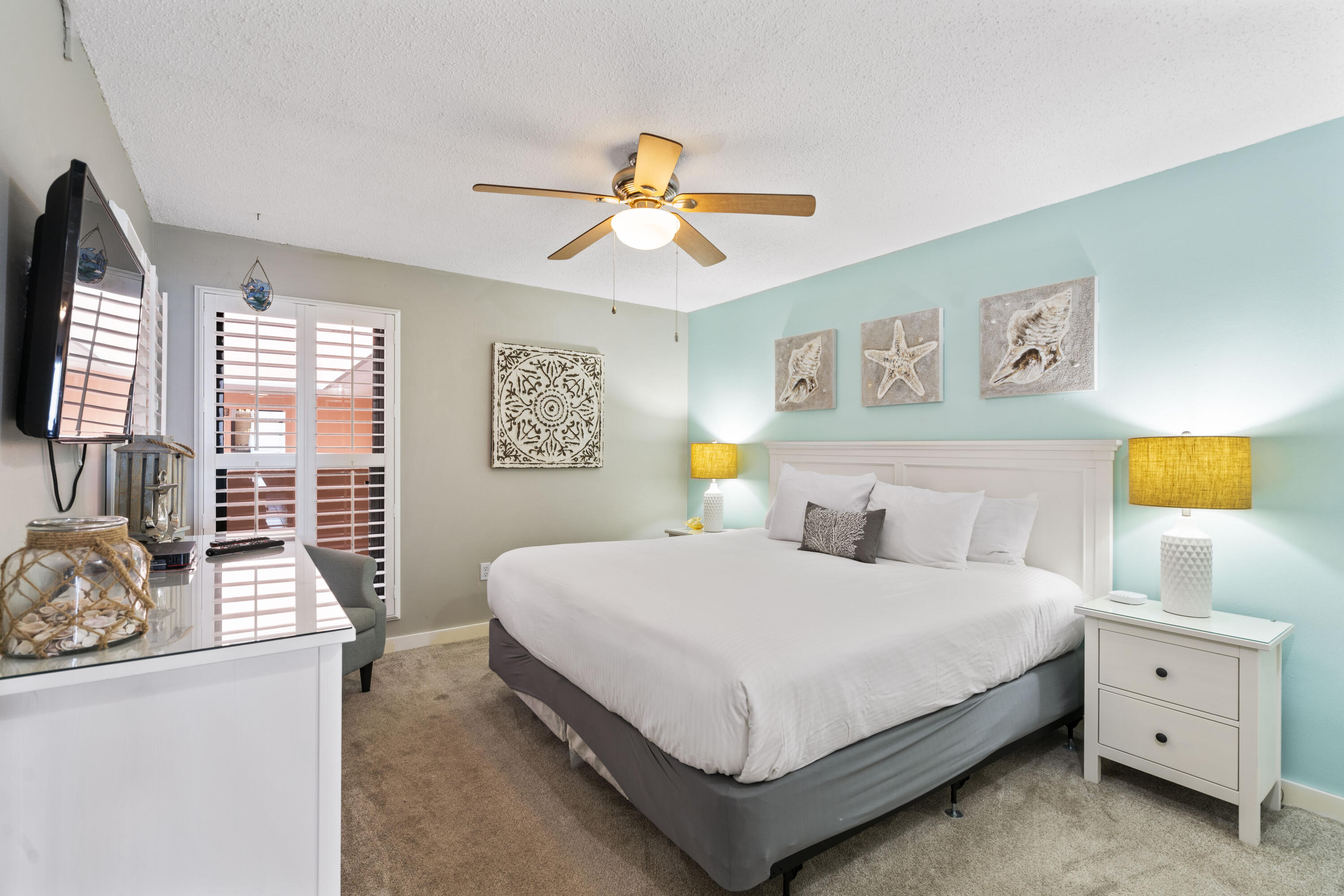 Jetty East Condominium - Residential