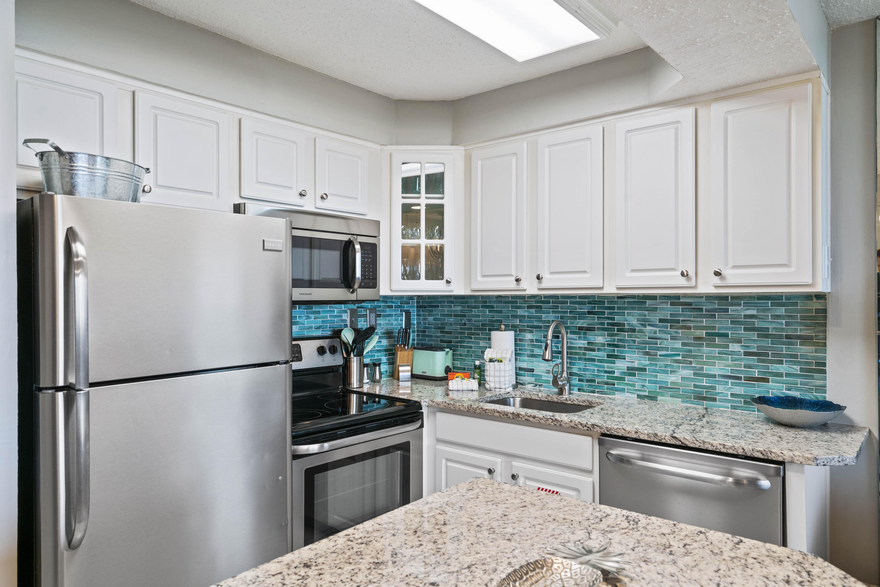 Jetty East Condominium - Residential