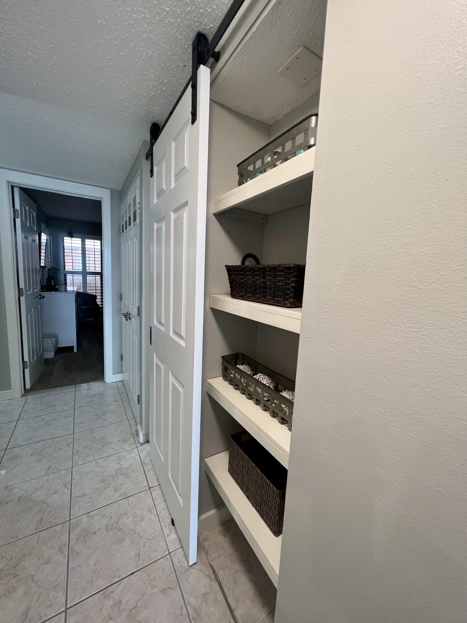 Jetty East Condominium - Residential