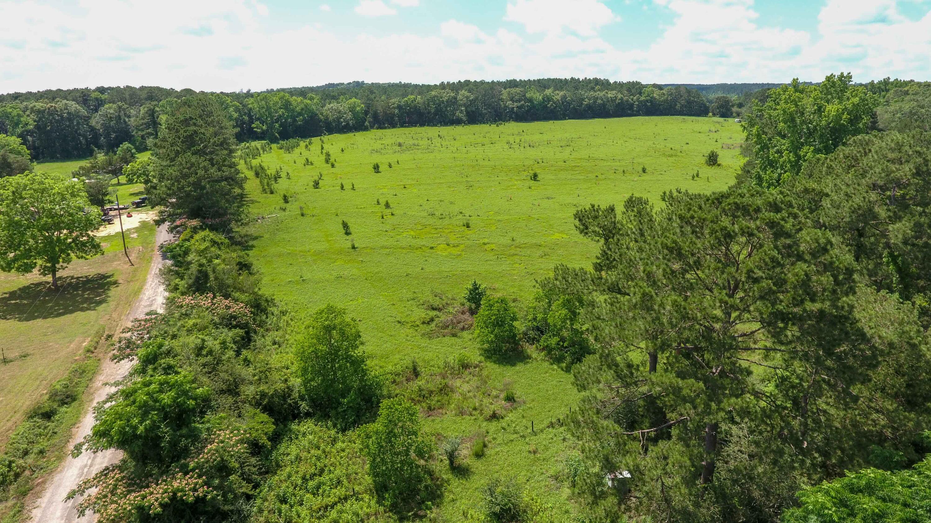 METES & BOUNDS - Land