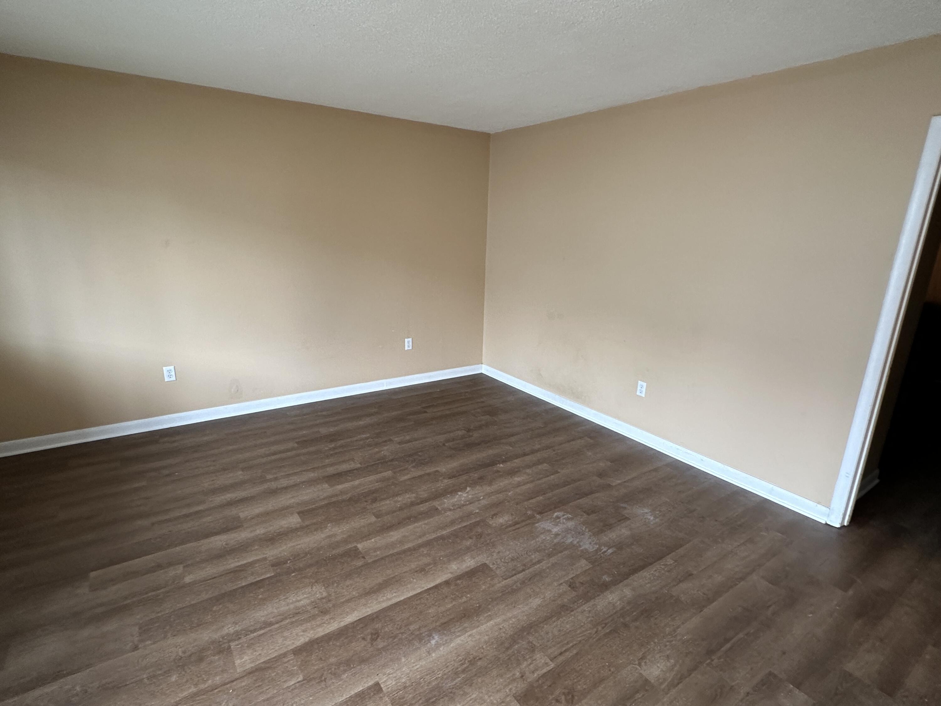 COLLEGE PARK CONDO - Residential Lease