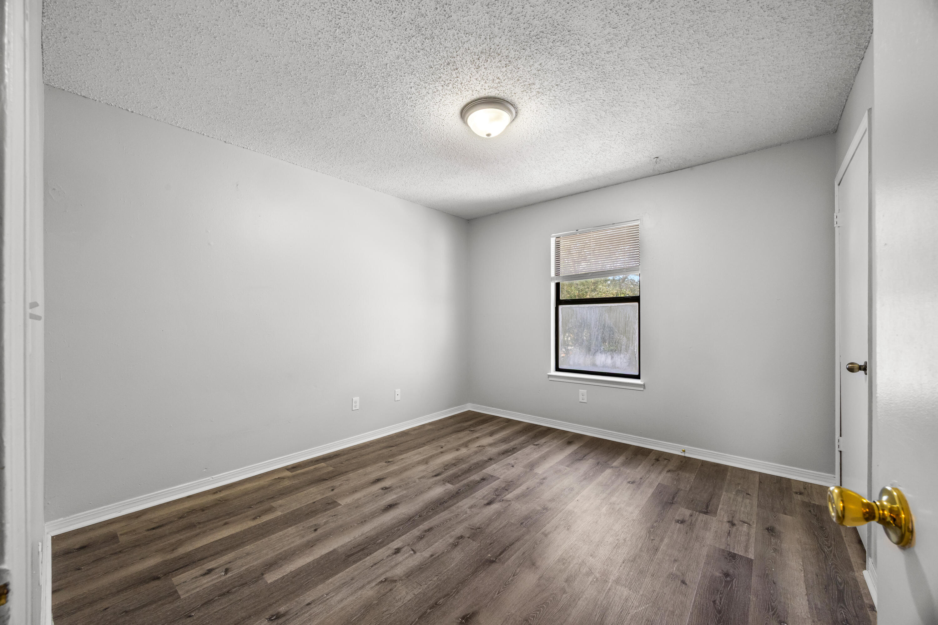 metes and bounds - Residential Lease