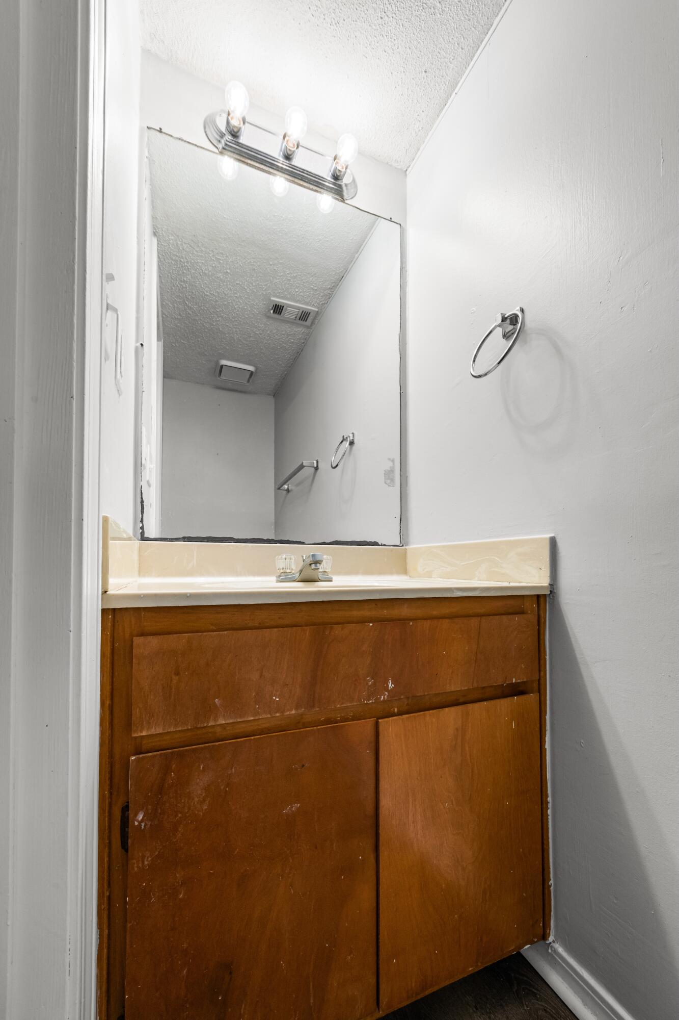 metes and bounds - Residential Lease