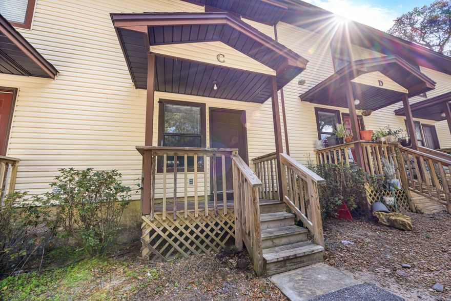 Welcome to this adorable 2 bedroom, 1.5 bath townhouse conveniently situated close to both bases! This charming home boasts laminate flooring throughout the main floor, providing a sleek and easy-to-maintain living space.  $1500 security deposit. $1500 per month. Credit Check required Pets with owner approval and pet fee.