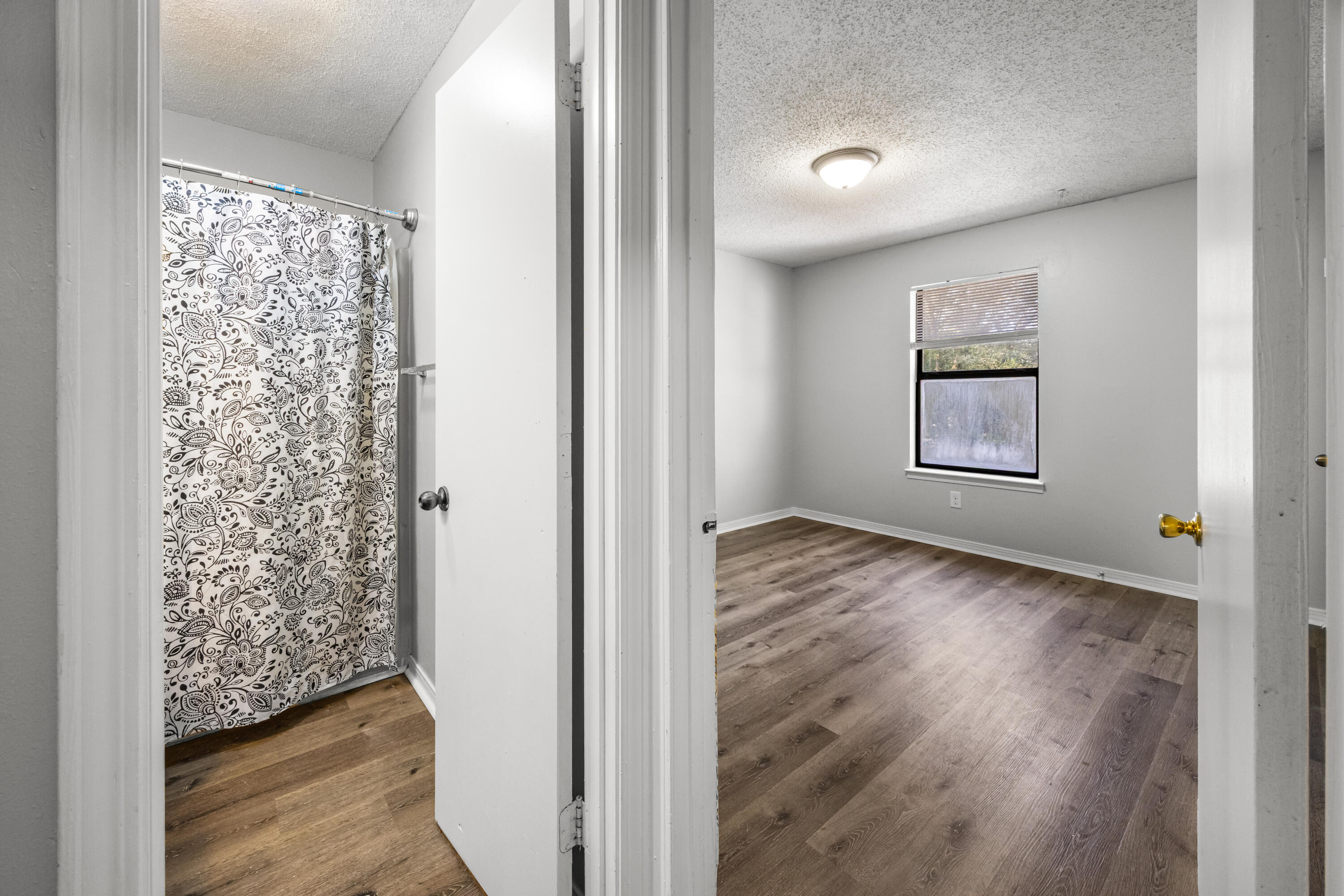 metes and bounds - Residential Lease