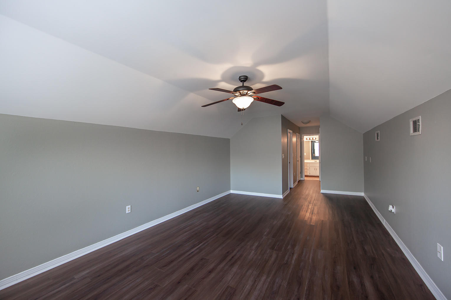 PINNACLE POINT - Residential Lease