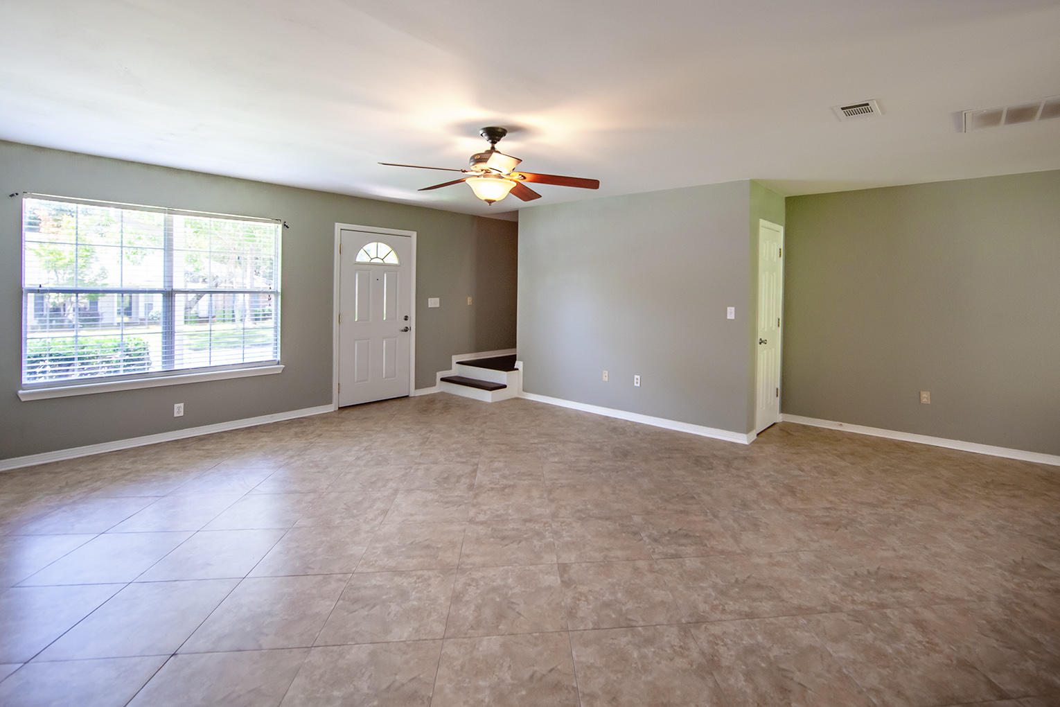 PINNACLE POINT - Residential Lease