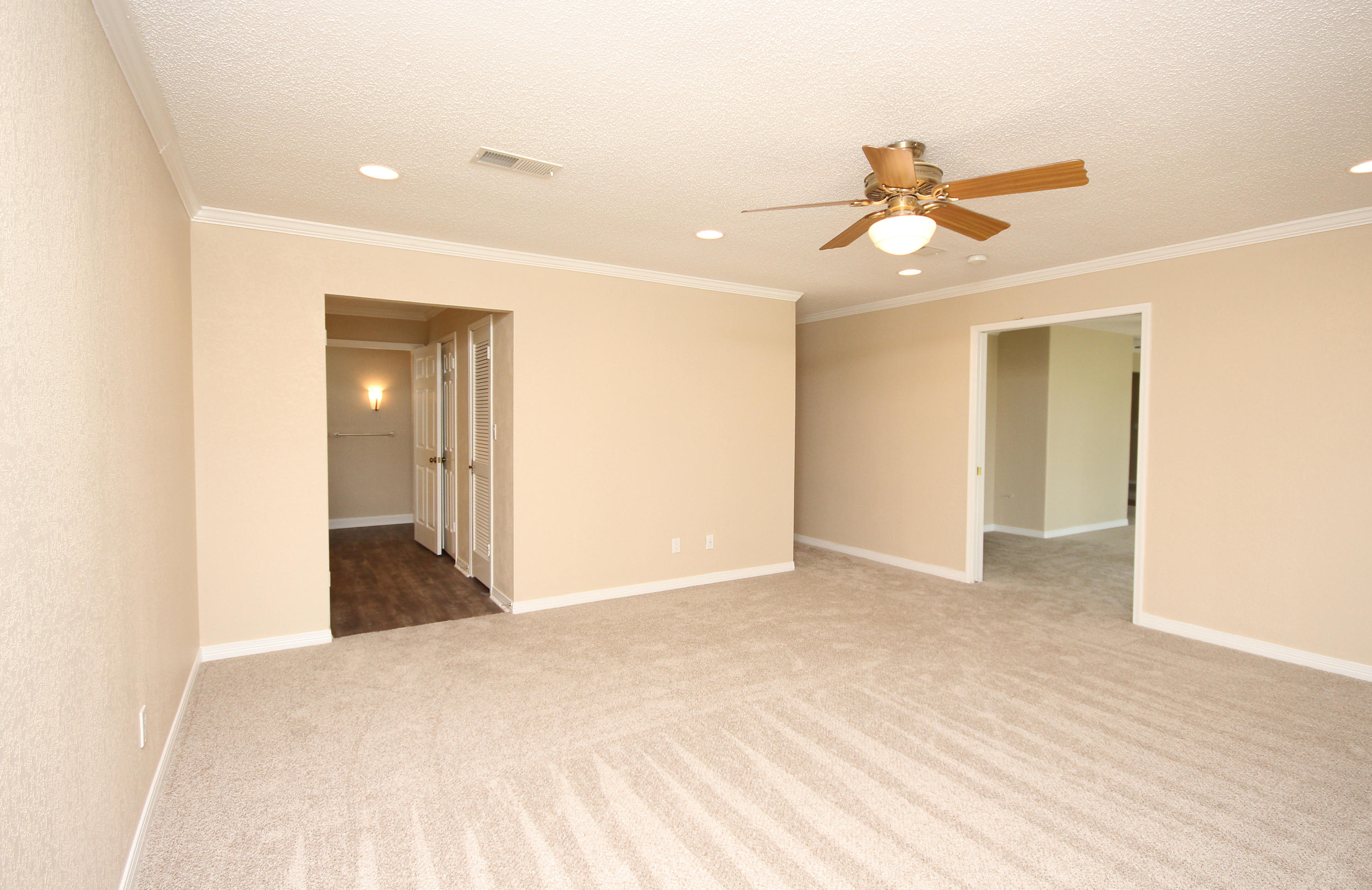 LAKE LORRAINE ESTATES 1 - Residential