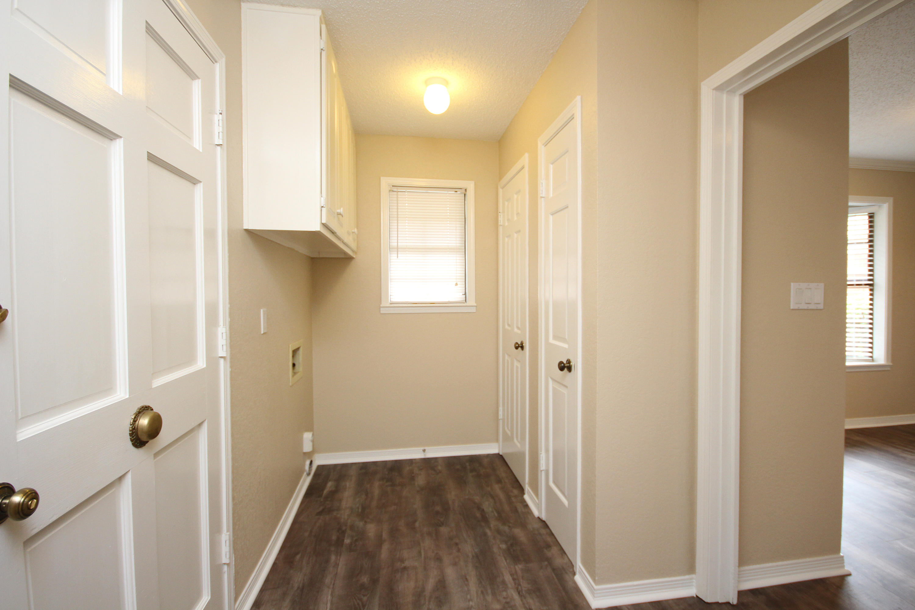 LAKE LORRAINE ESTATES 1 - Residential