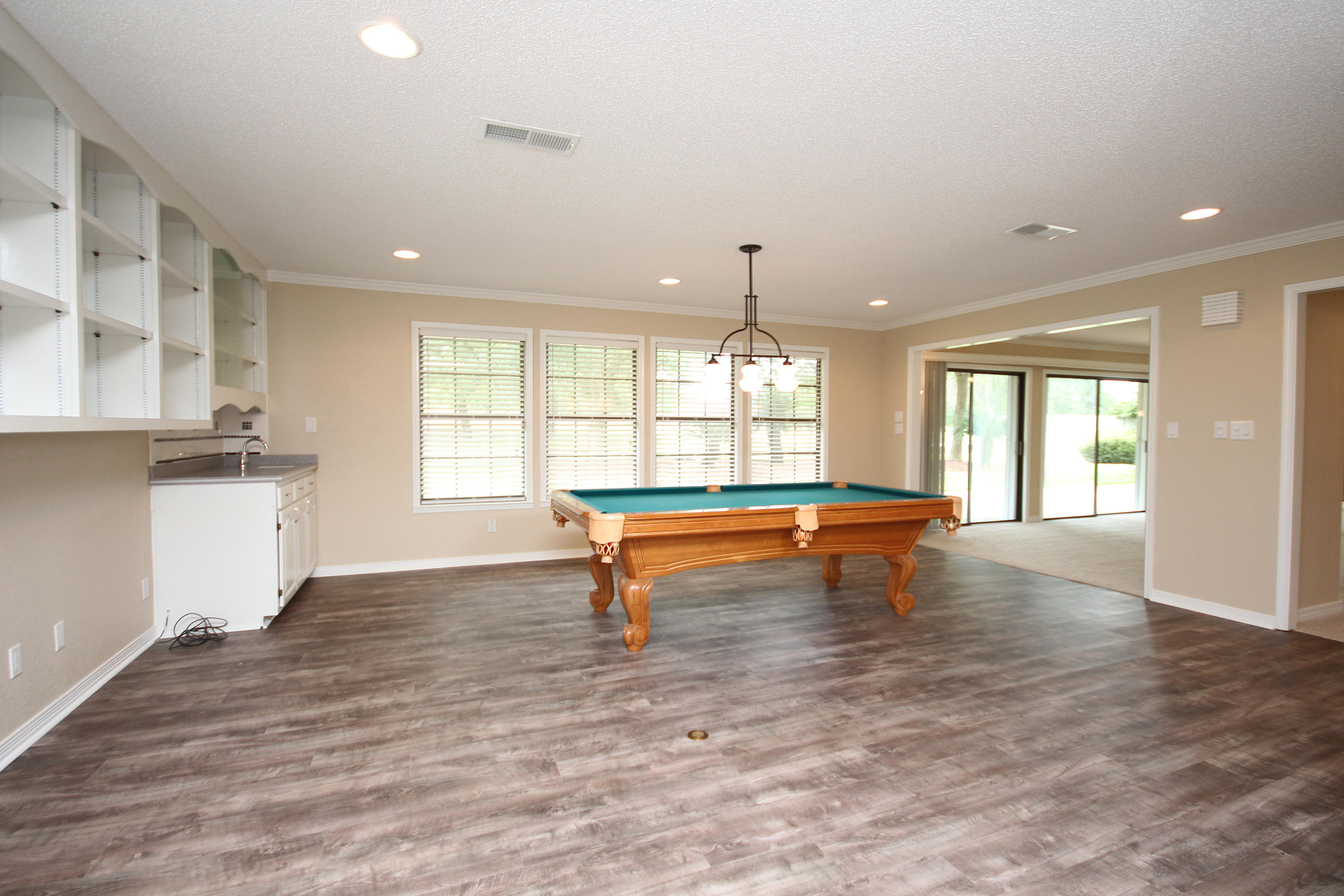 LAKE LORRAINE ESTATES 1 - Residential