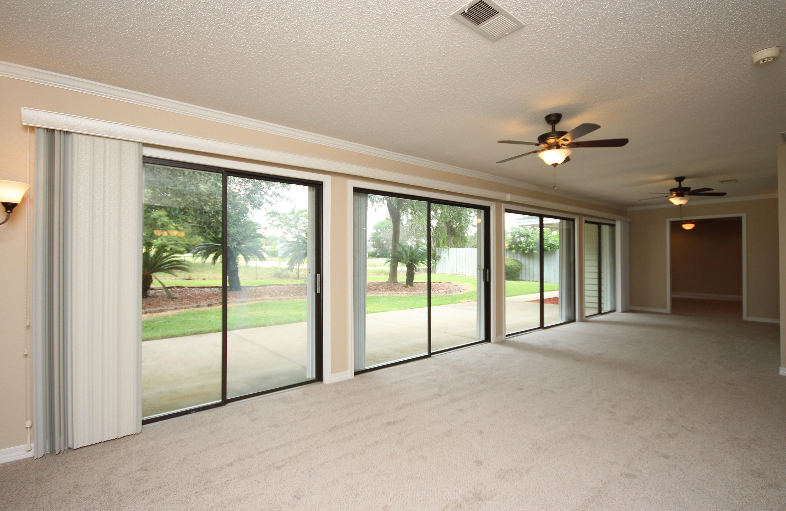 LAKE LORRAINE ESTATES 1 - Residential