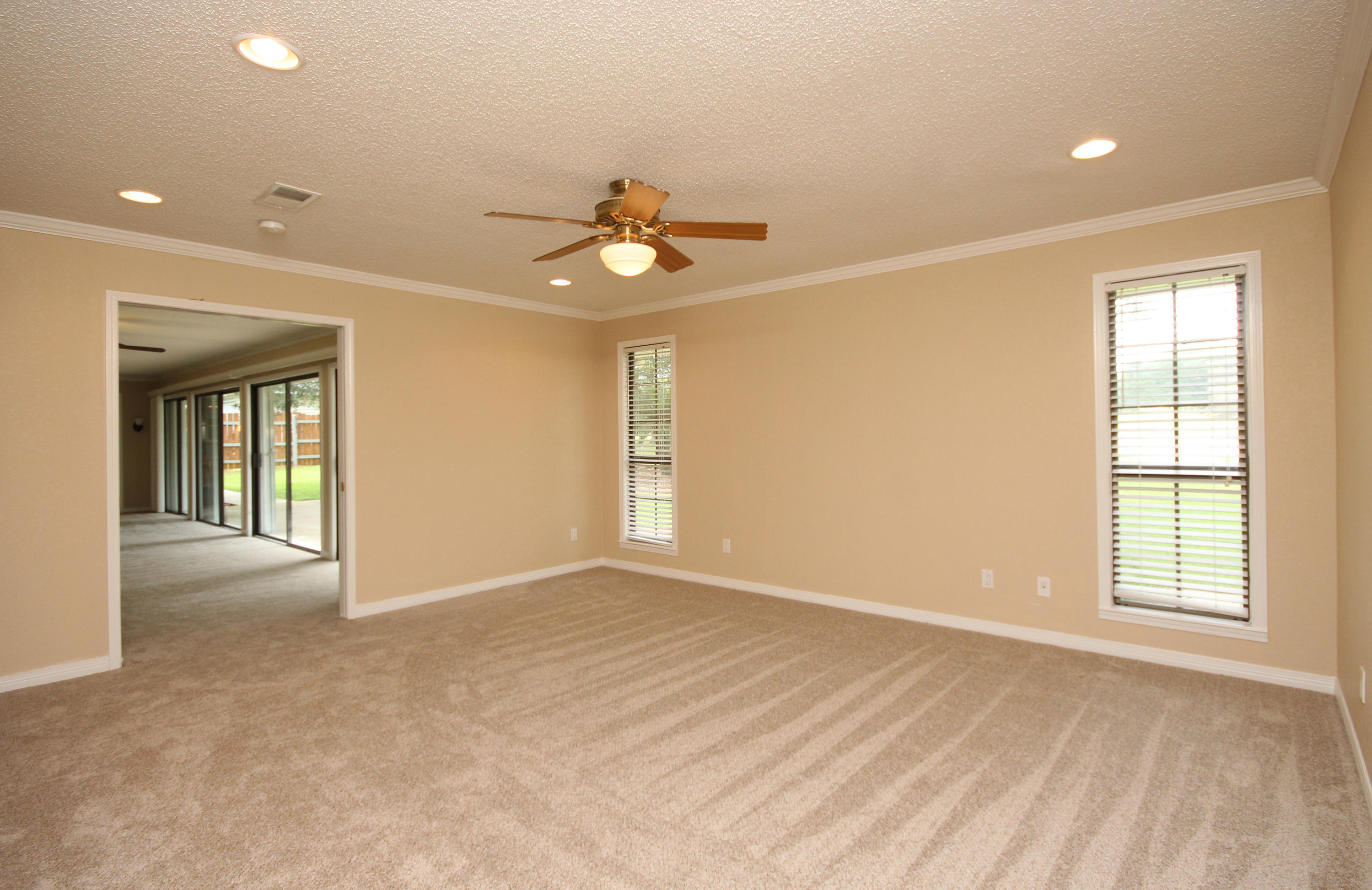 LAKE LORRAINE ESTATES 1 - Residential