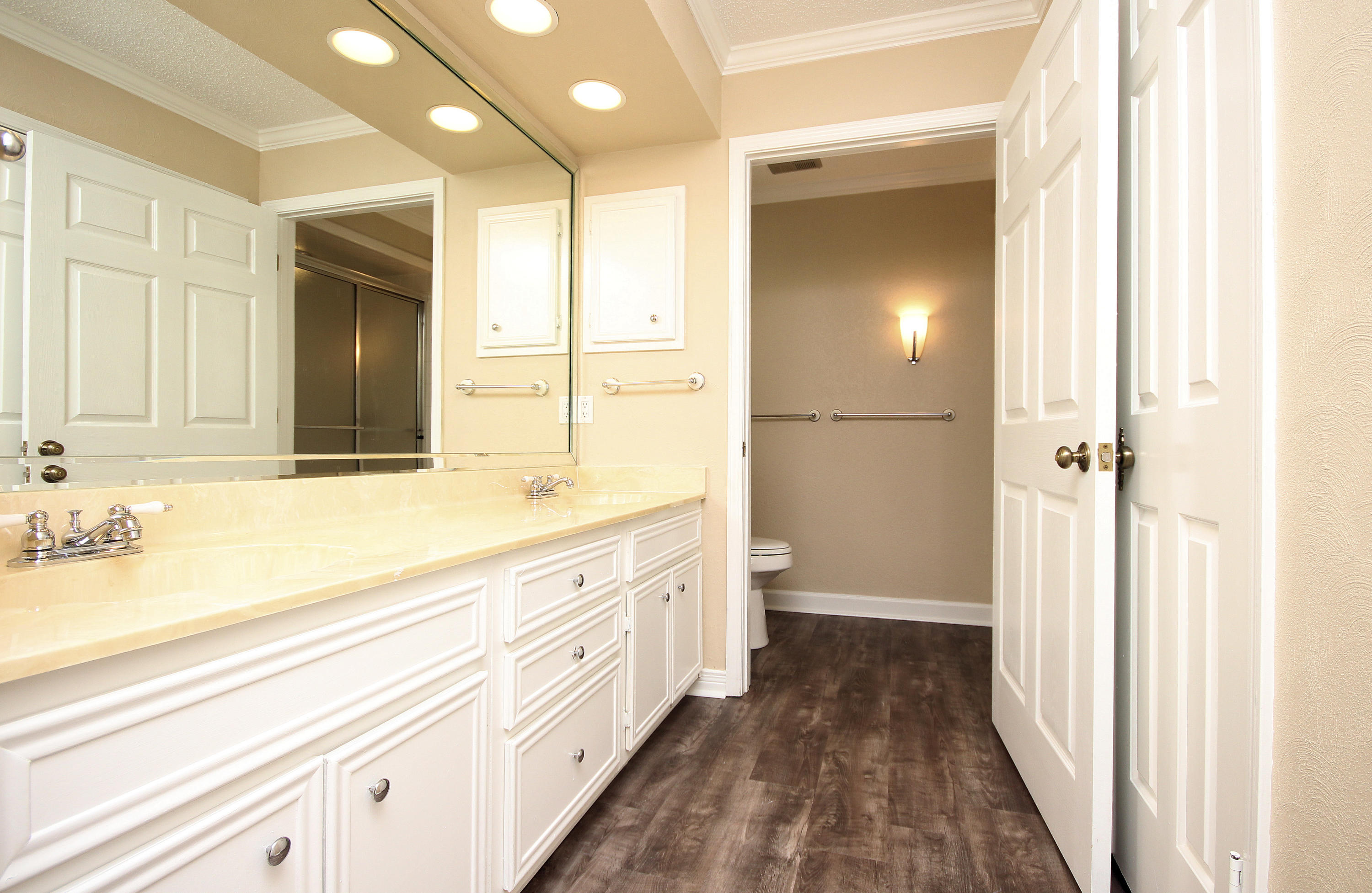 LAKE LORRAINE ESTATES 1 - Residential