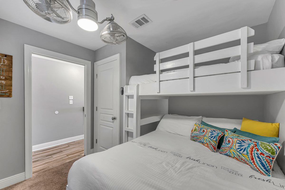 EMERALD DUNES CONDO - Residential